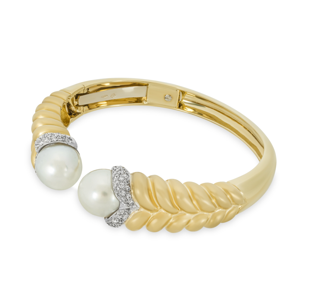 Preowned Bespoke 18kt Yellow Gold Diamond  Pearl Open Bangle k yellow gold/pearls/diamonds