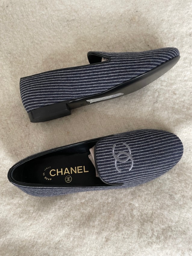 Chanel Striped Room Service CC Loafers Size 35 Blue leather