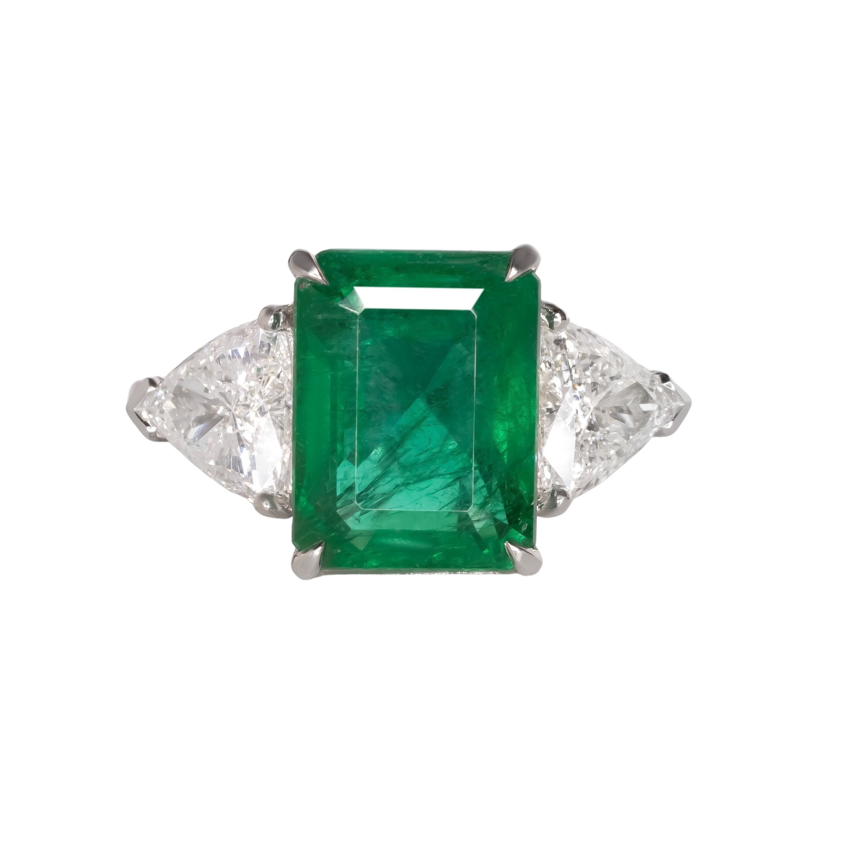 Antinori Fine Jewels Platinum-set 672ct Emerald-cut Emerald  Trillion-cut Diamond Ring Green platinum