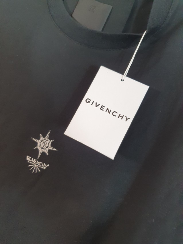 Men's Givenchy Black Printed Cotton T-Shirt Size M