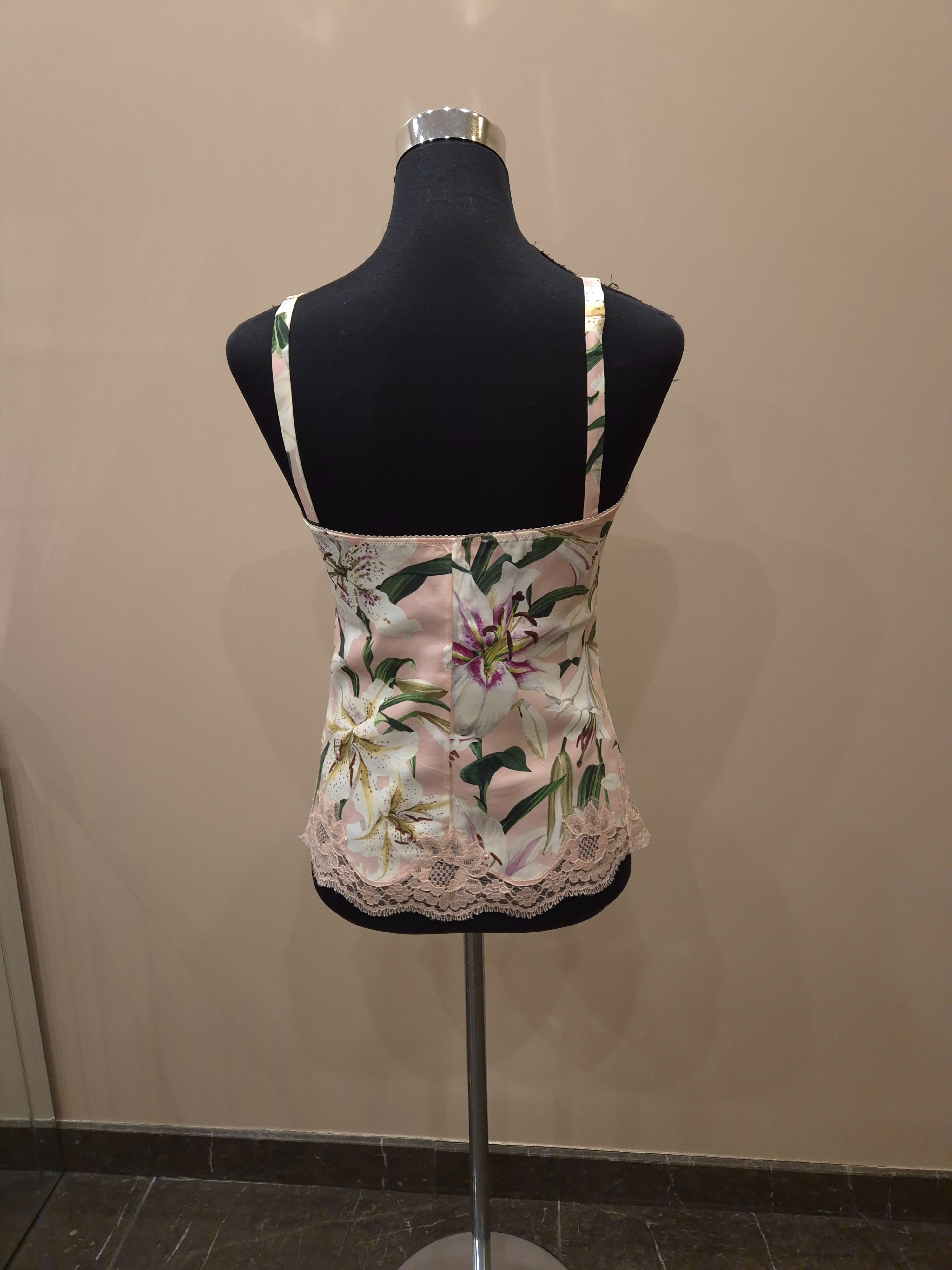 Preowned Dolce  Gabbana Pink Floral Silk Cami Top Size S