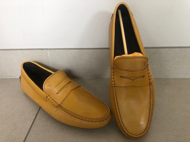 Men's Suede Penny Loafers Size 405 yellow