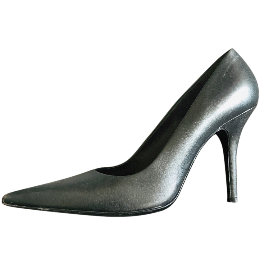 Preowned Helmut Lang Leather Pewter Pumps Size 375 Grey