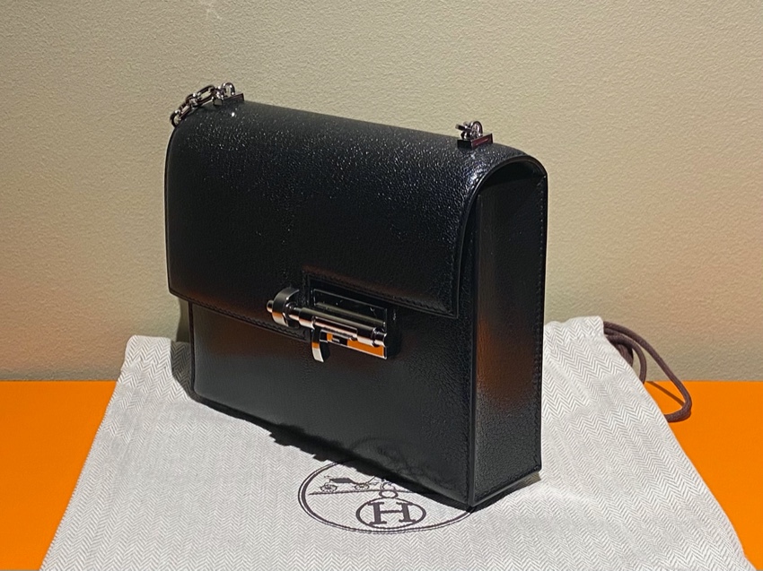 Hermes Noir Chamkila Leather Verrou Chaine Mini Bag PHW Black