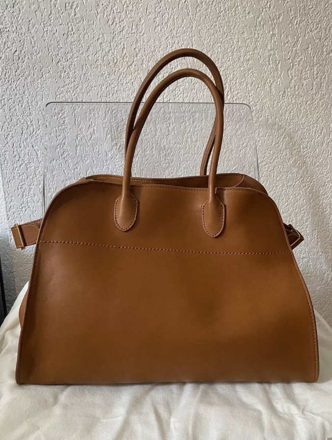 The Row Caramel Margaux 15 Tote Bag Cuir/Camel leather