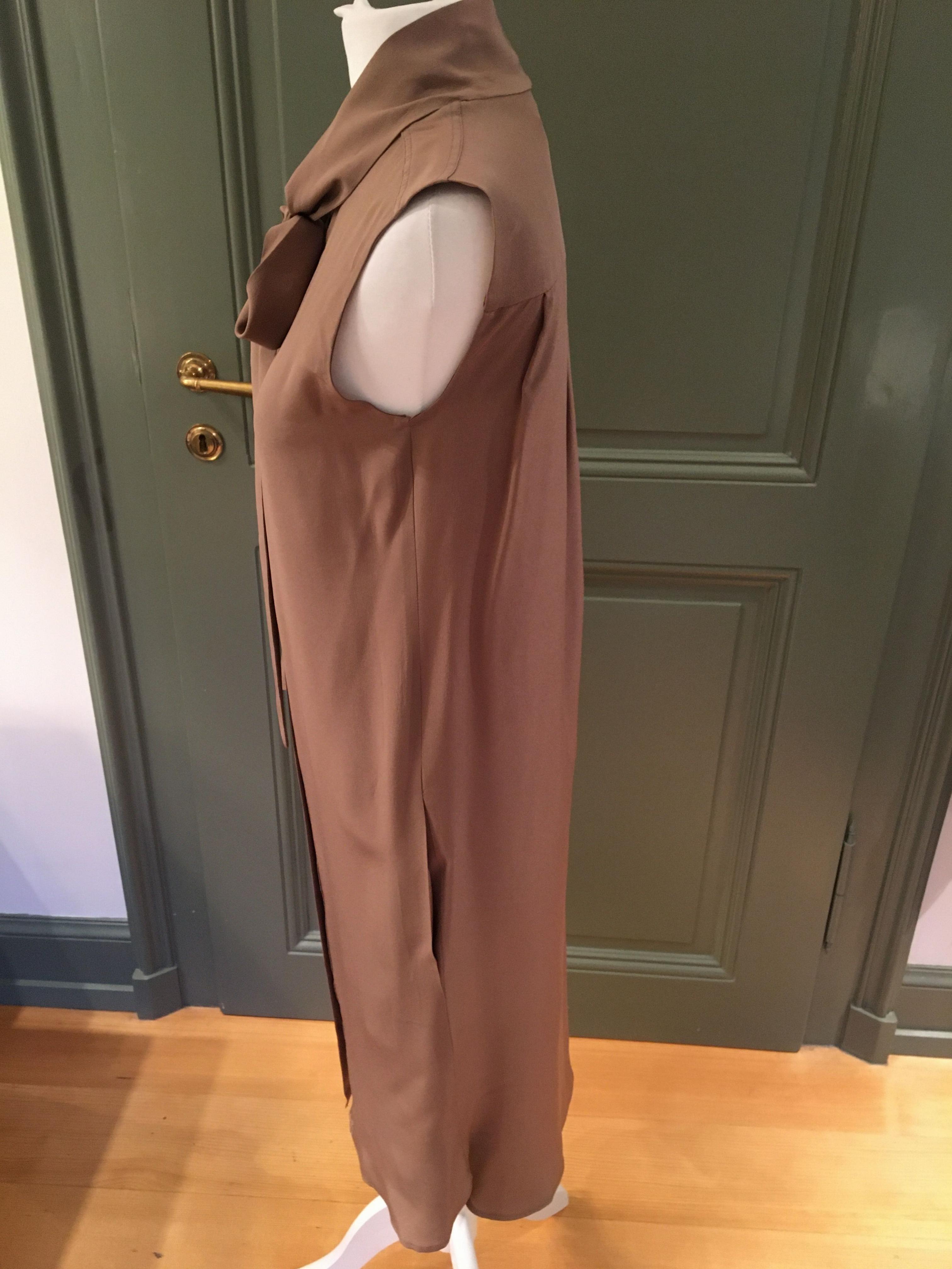 Preowned Belstaff Silk Sleeveless Pussybow Dress Size XS Beige/Nude