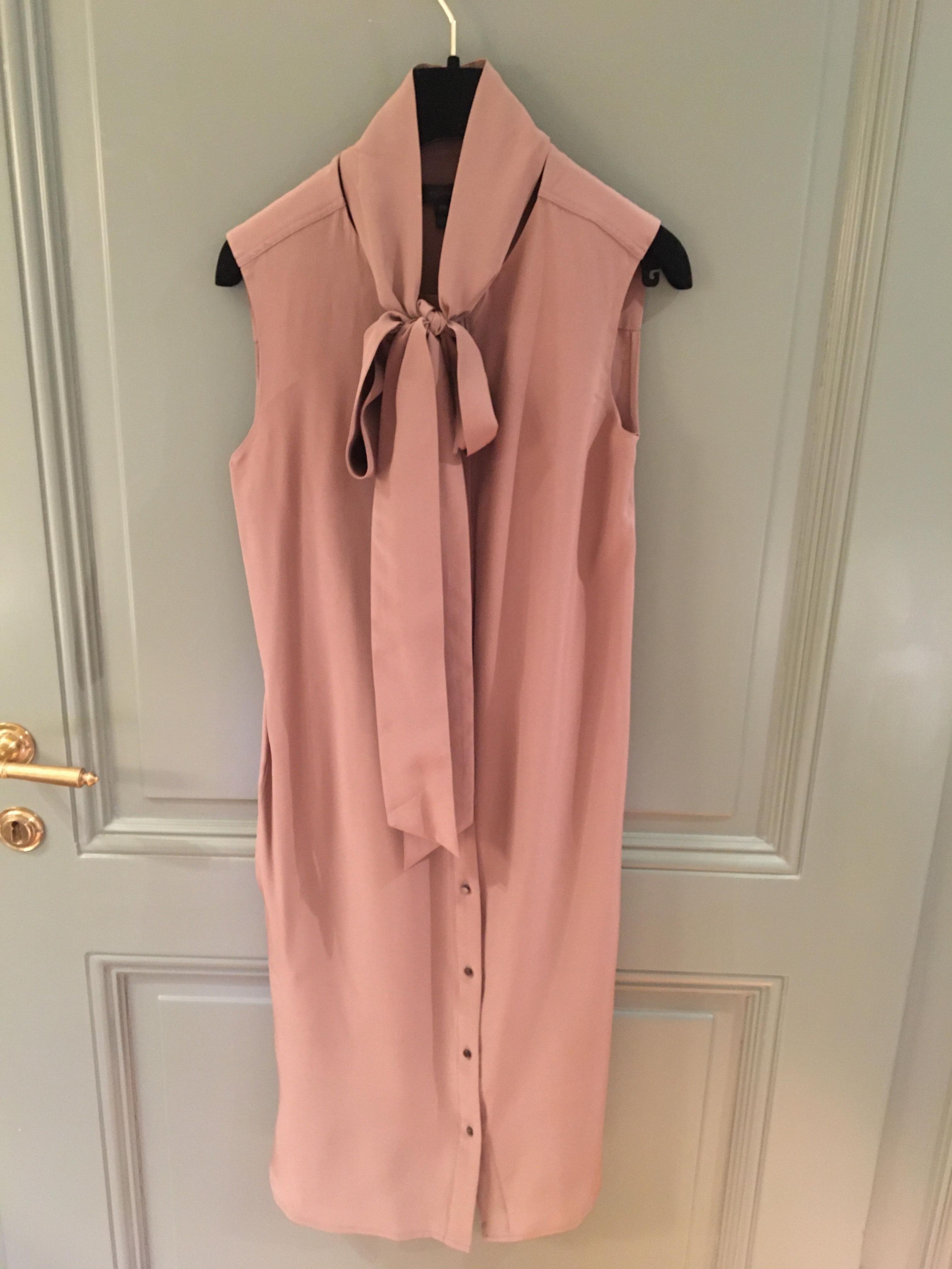 Preowned Belstaff Silk Sleeveless Pussybow Dress Size XS Beige/Nude