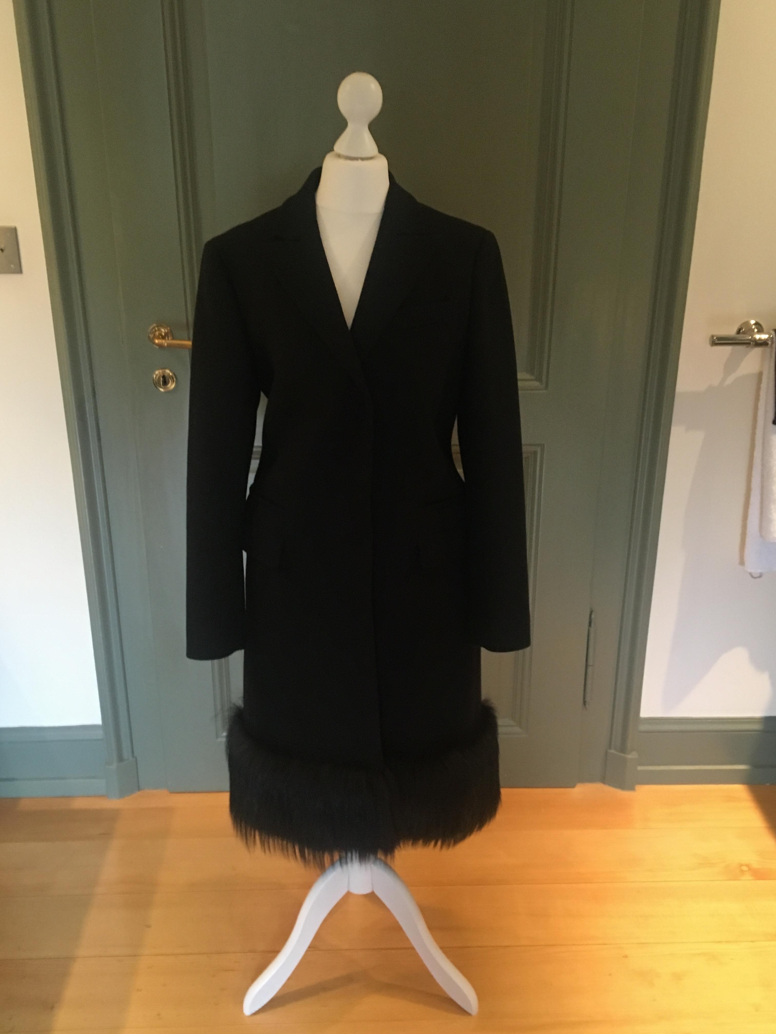 Preowned Prada black wool coat with fox fur trim Size XS