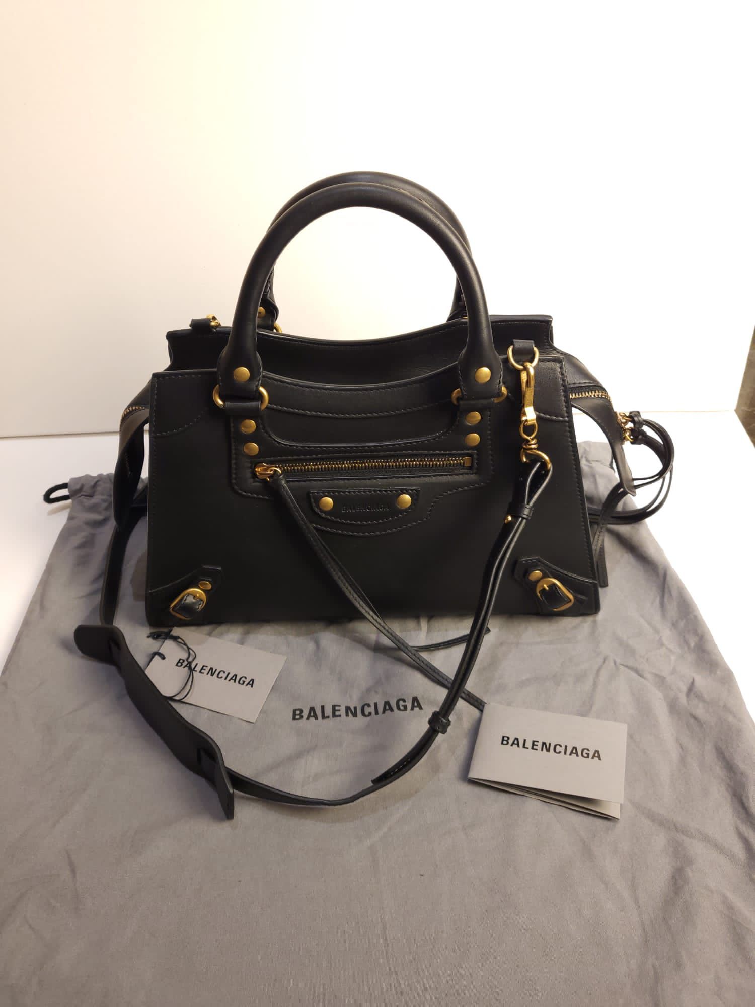 Preowned Balenciaga Black Neo Classic City Bag leather