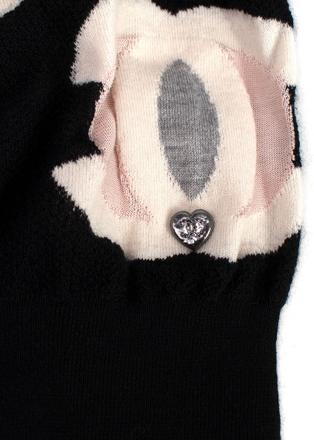 Chanel CC Hearts Cashmere  Silk Jumper Size XS black white light pink grey