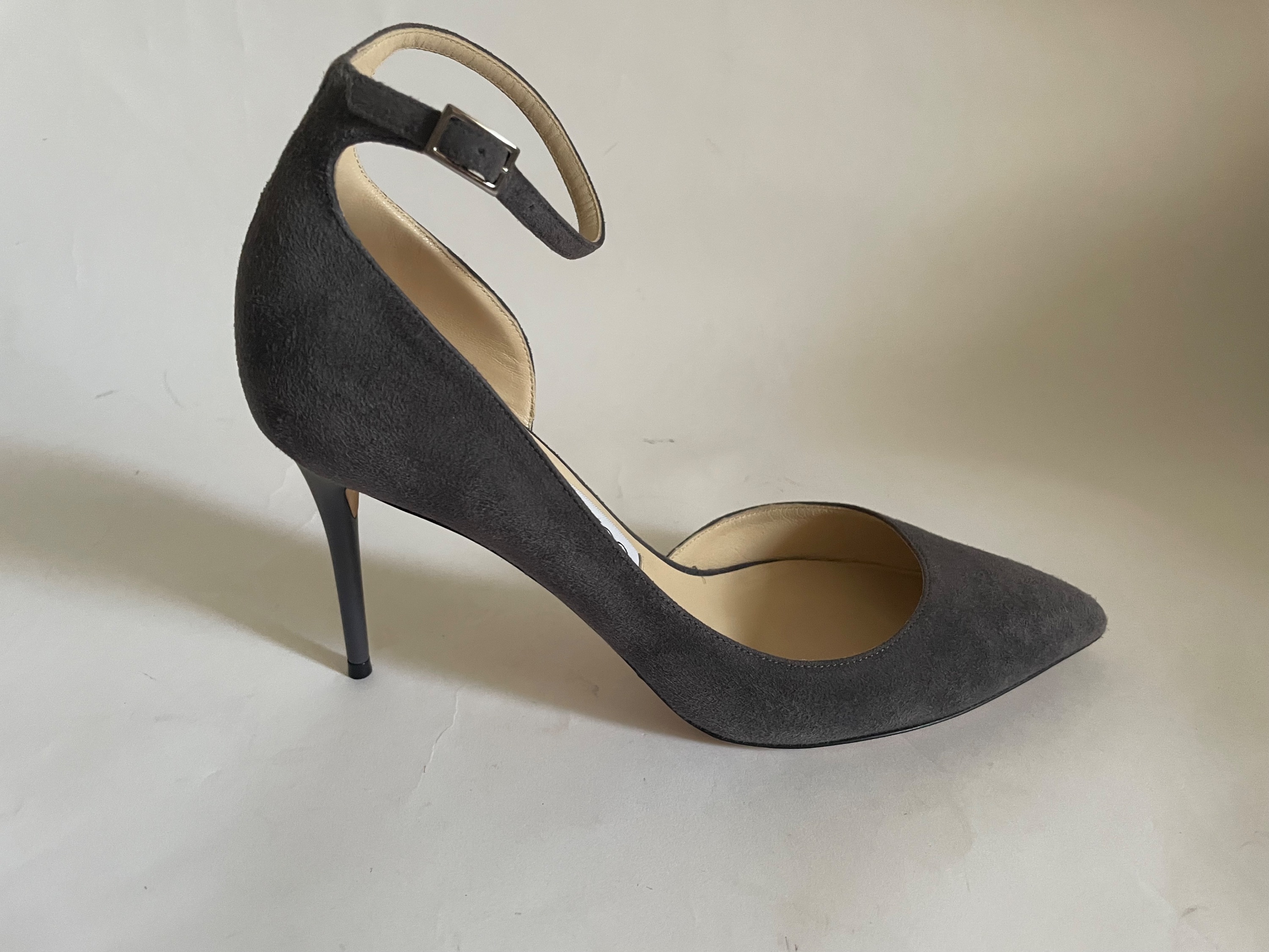 Preowned Jimmy Choo Lucy Grey Suede Half-d'Orsay Suede Pumps Size 38