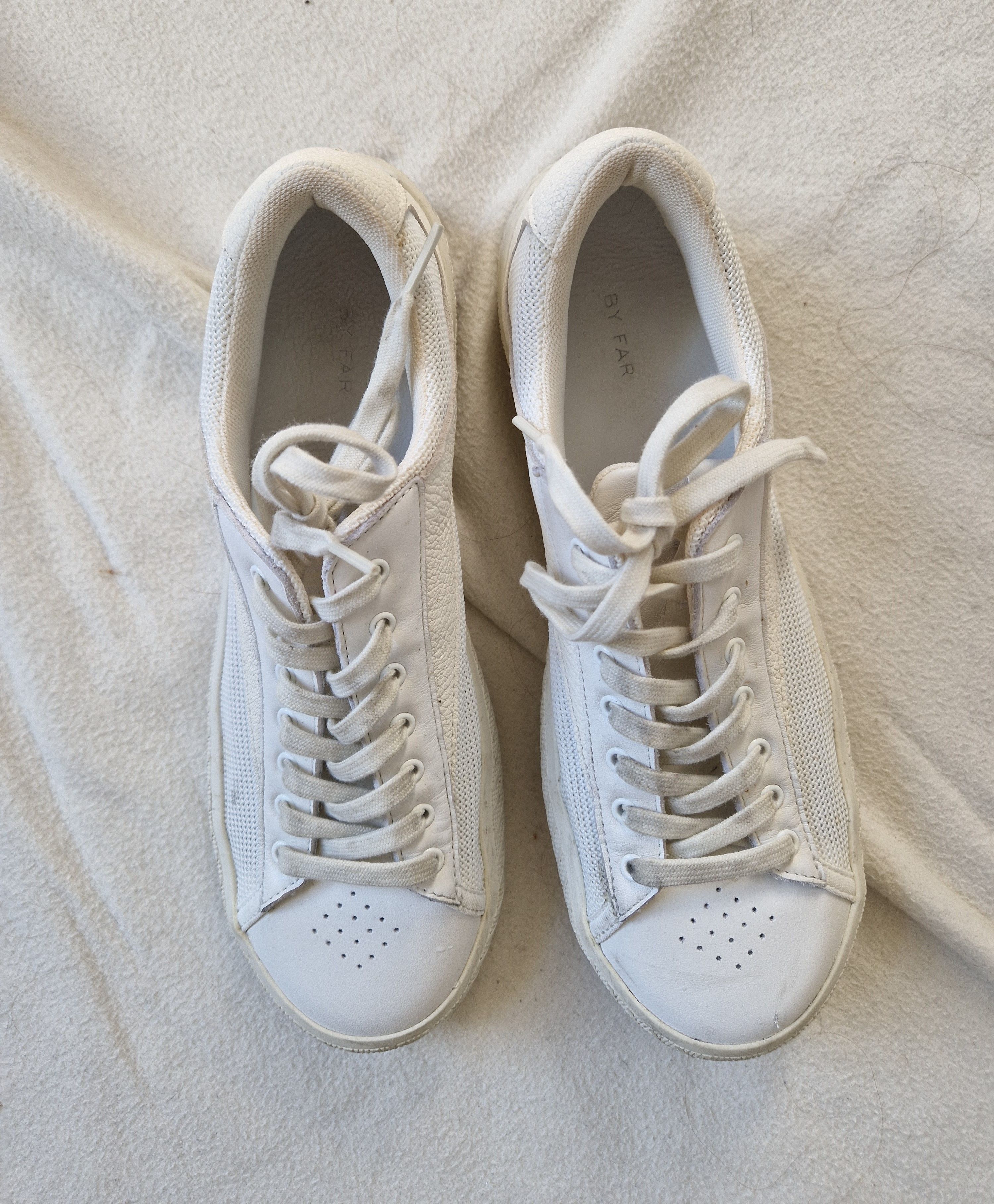 Preowned By Far Rodina White Leather Sneakers Size 40