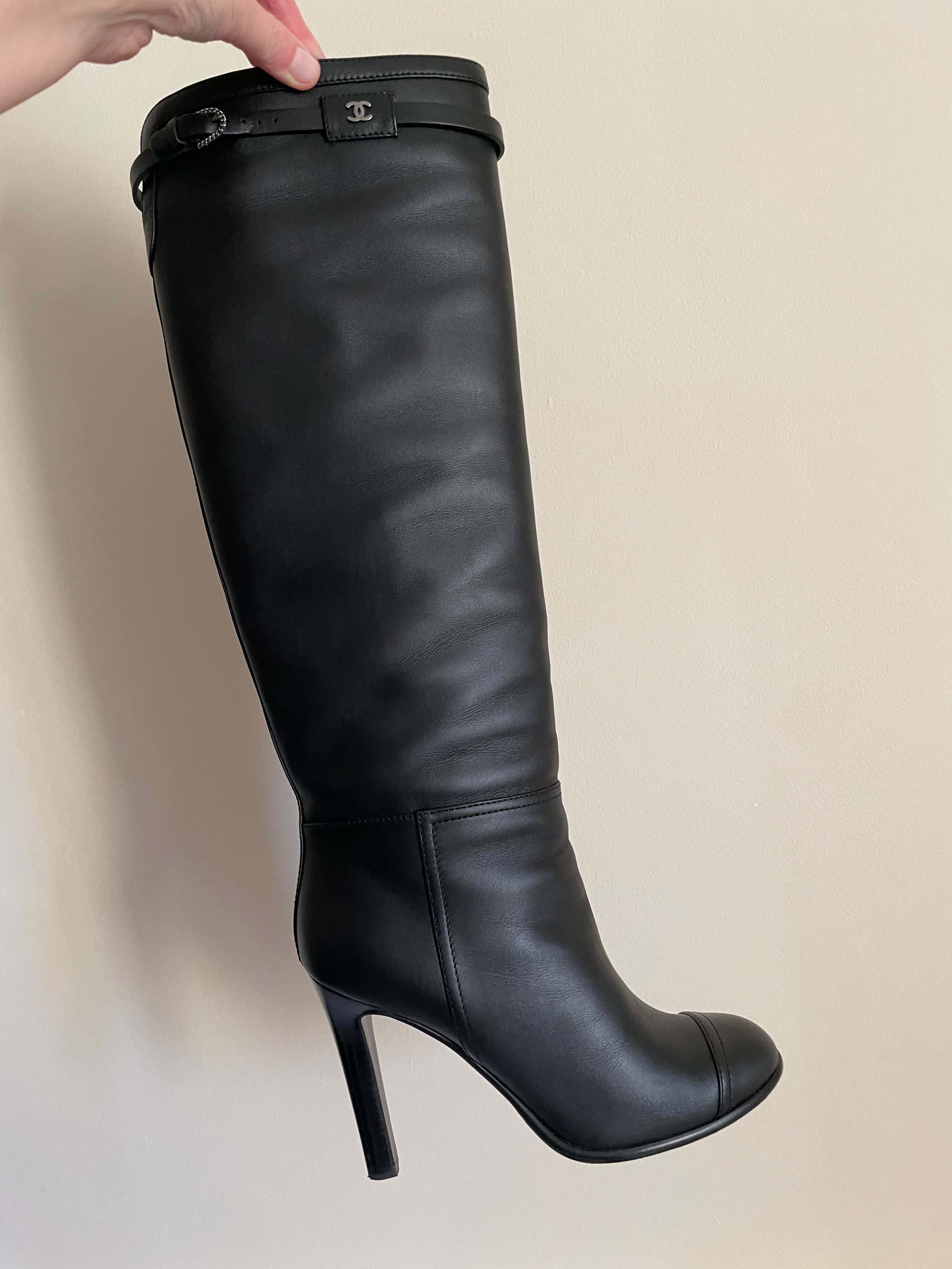 Preowned Chanel Black Leather CC Heeled Knee High Boots Size 365