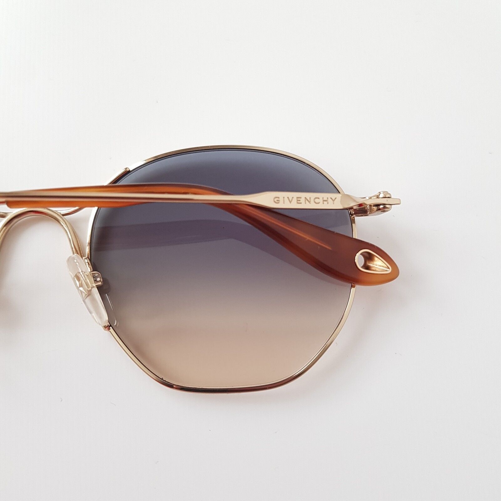 Preowned Givenchy GV7093/S Aviator Sunglasses Gold metal