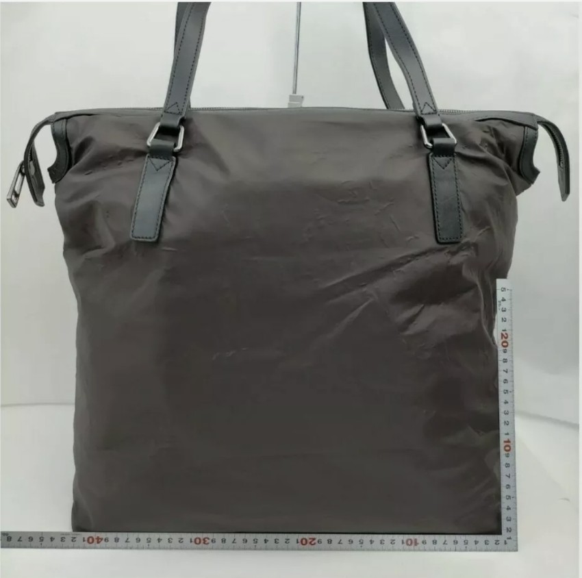 Preowned Burberry Brown Nylon Tote Bag Size L Tan/Brown