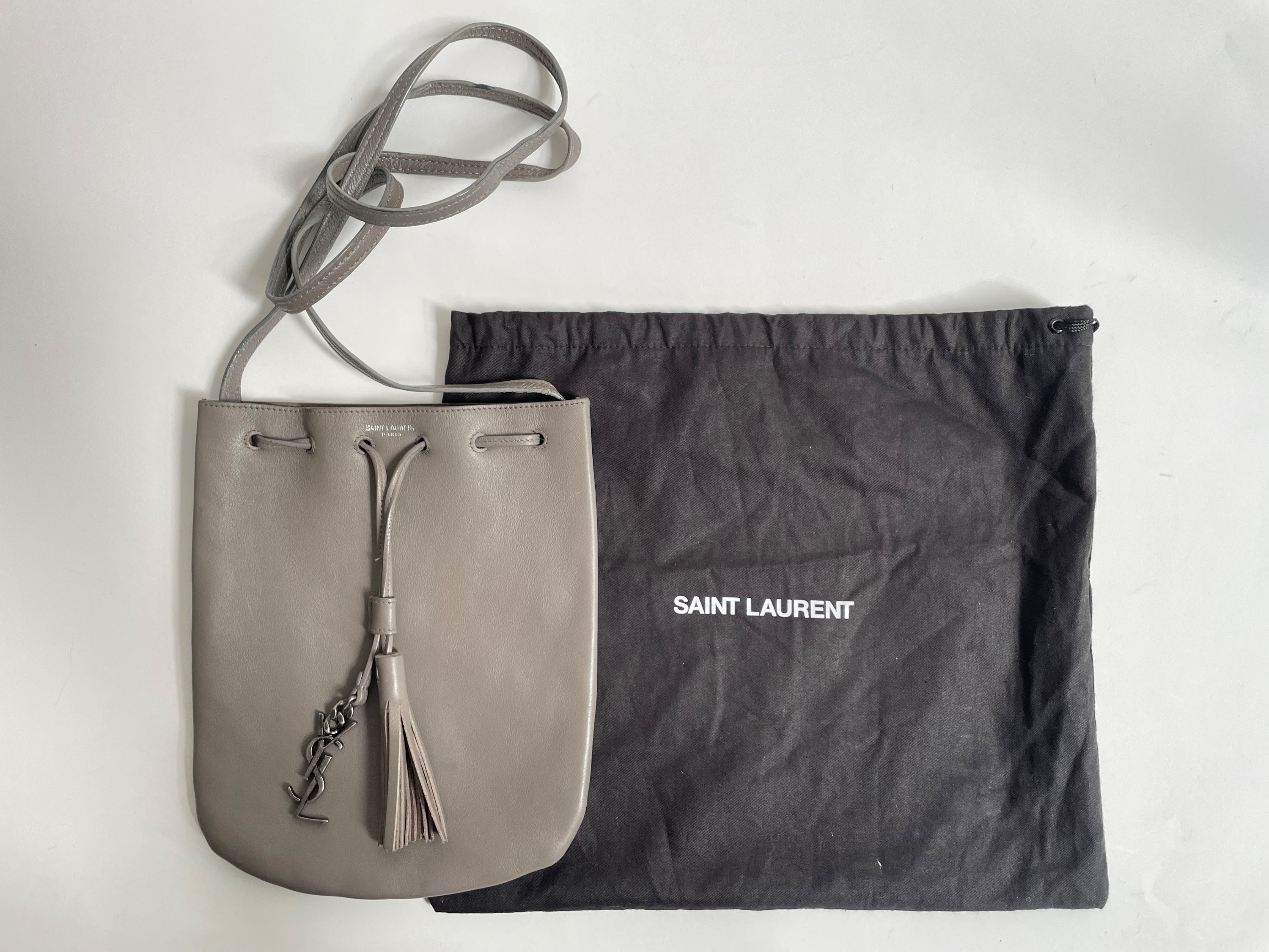 Preowned Saint Laurent Grey Jen Crossbody Bucket Bag leather