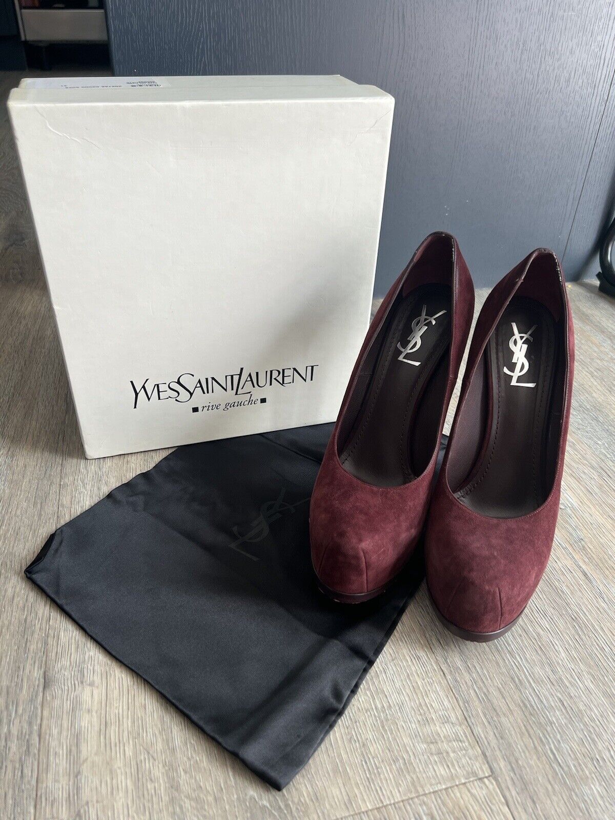 Preowned Saint Laurent Burgundy Suede Tribtoo Pumps Size 41