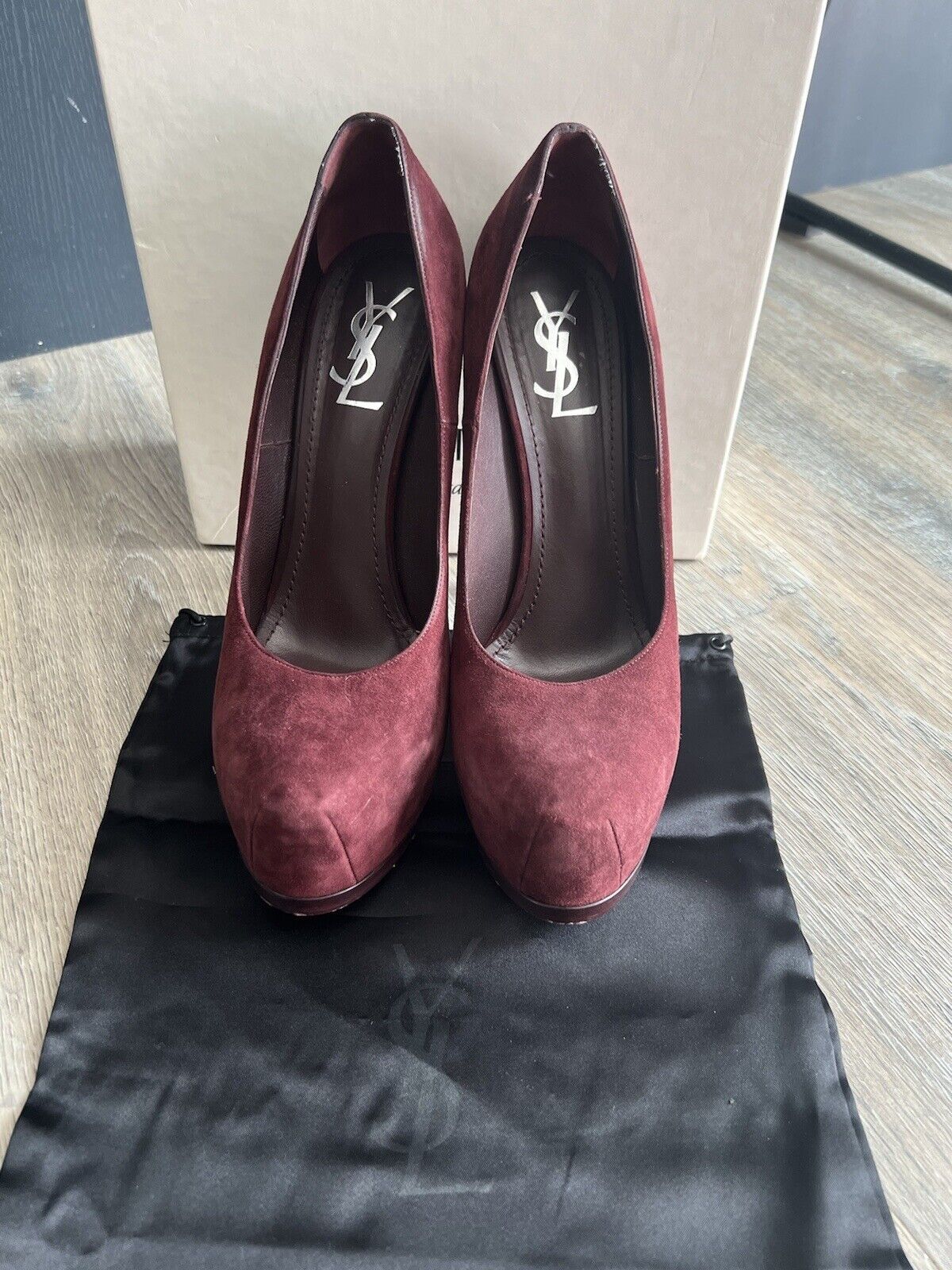 Preowned Saint Laurent Burgundy Suede Tribtoo Pumps Size 41