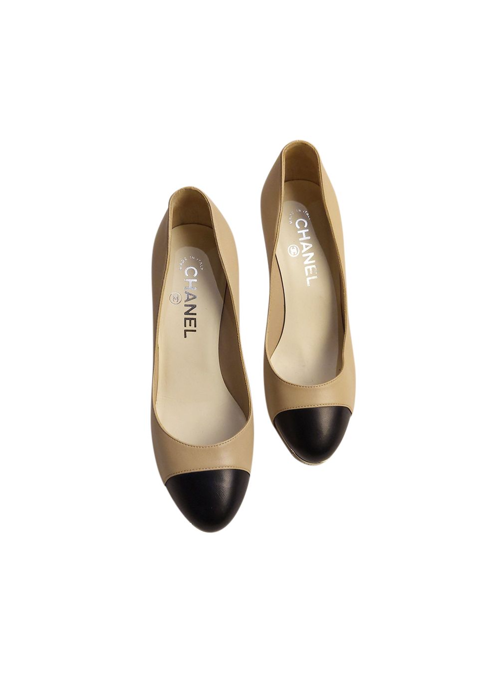 Preowned Chanel beige  black leather CC heeled pumps Size 375