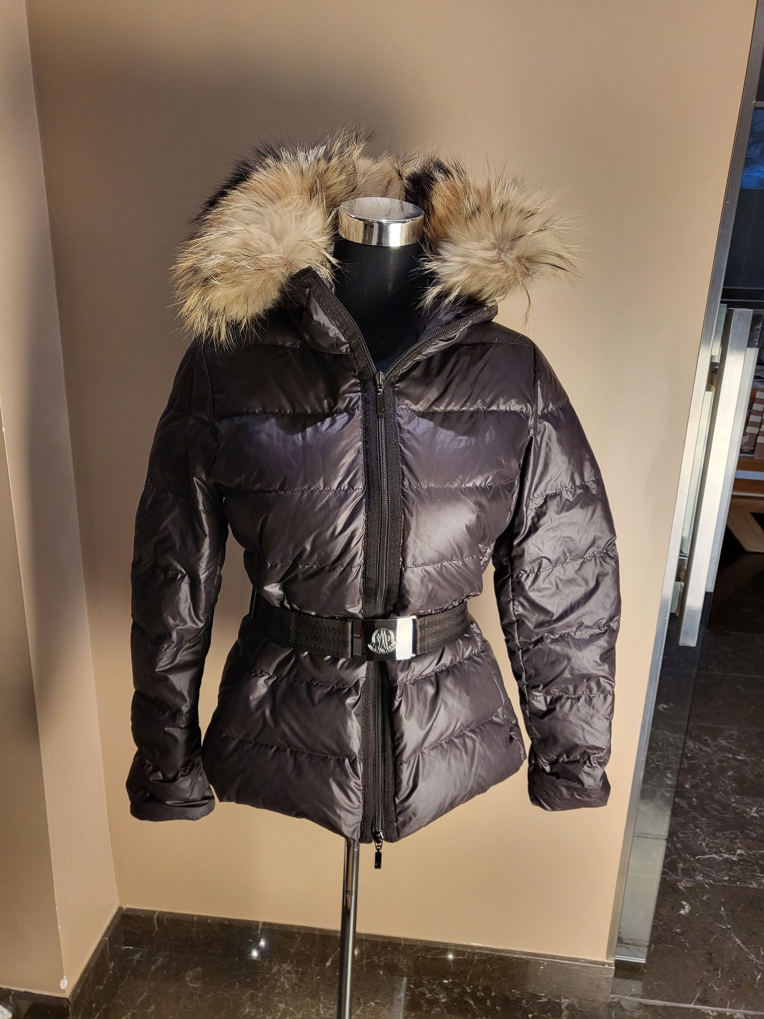 Preowned Moncler Angers Down Jacket with Fur Trim Size M Brown polyester