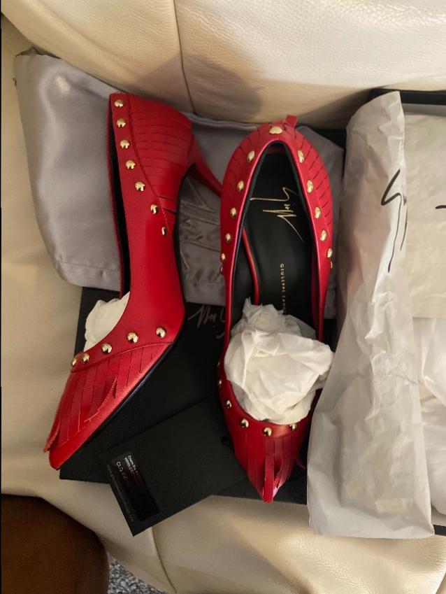 Giuseppe Zanotti Red Fringed Studded Pumps Size 36 leather