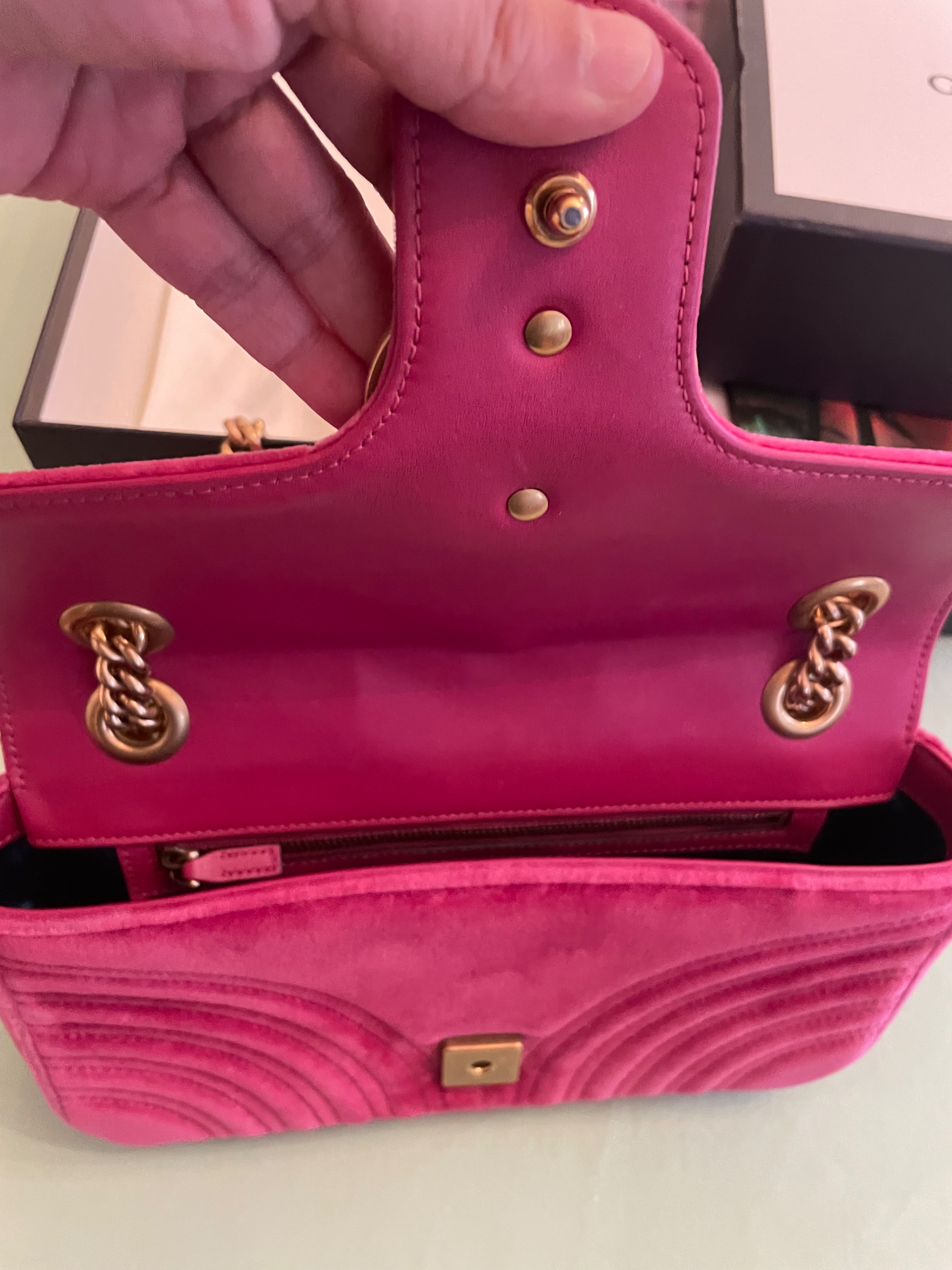 Preowned Gucci Pink Velvet Marmont Shoulder Bag