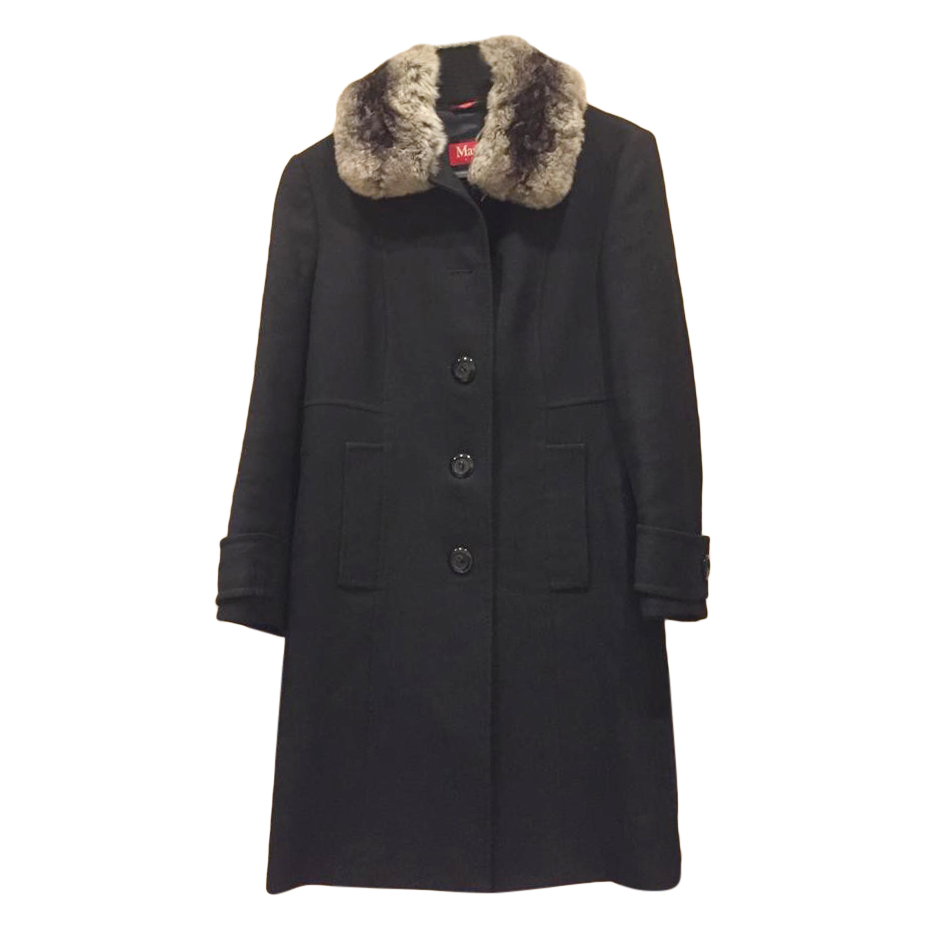 Preowned Max Mara Black Wool Coat with Chinchilla Fur Collar