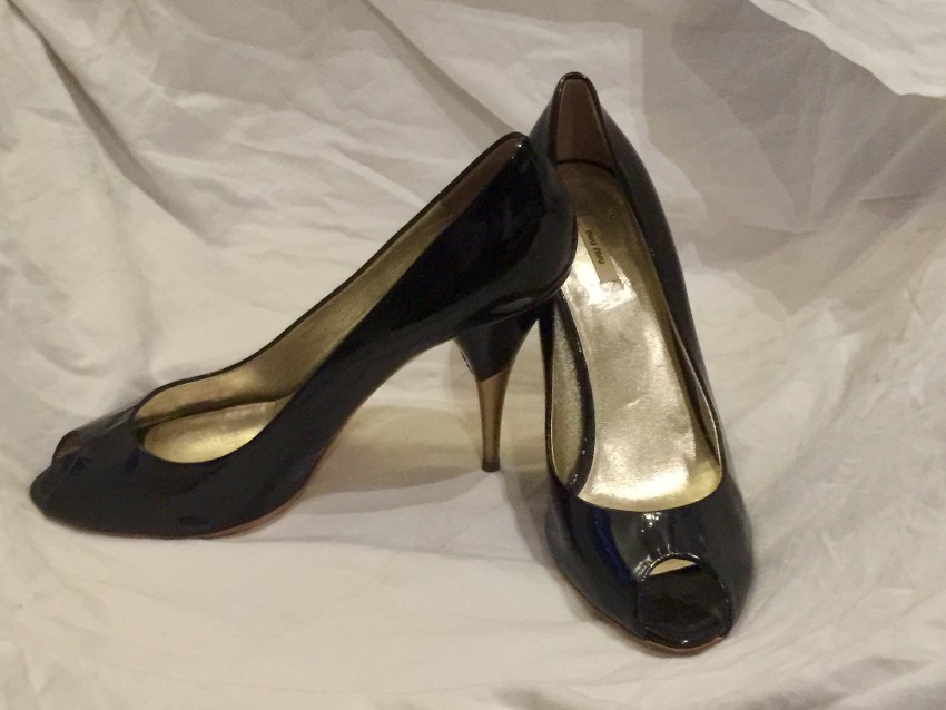 Preowned Miu Miu Peep-Toe Patent Pumps Size 38 Black leather