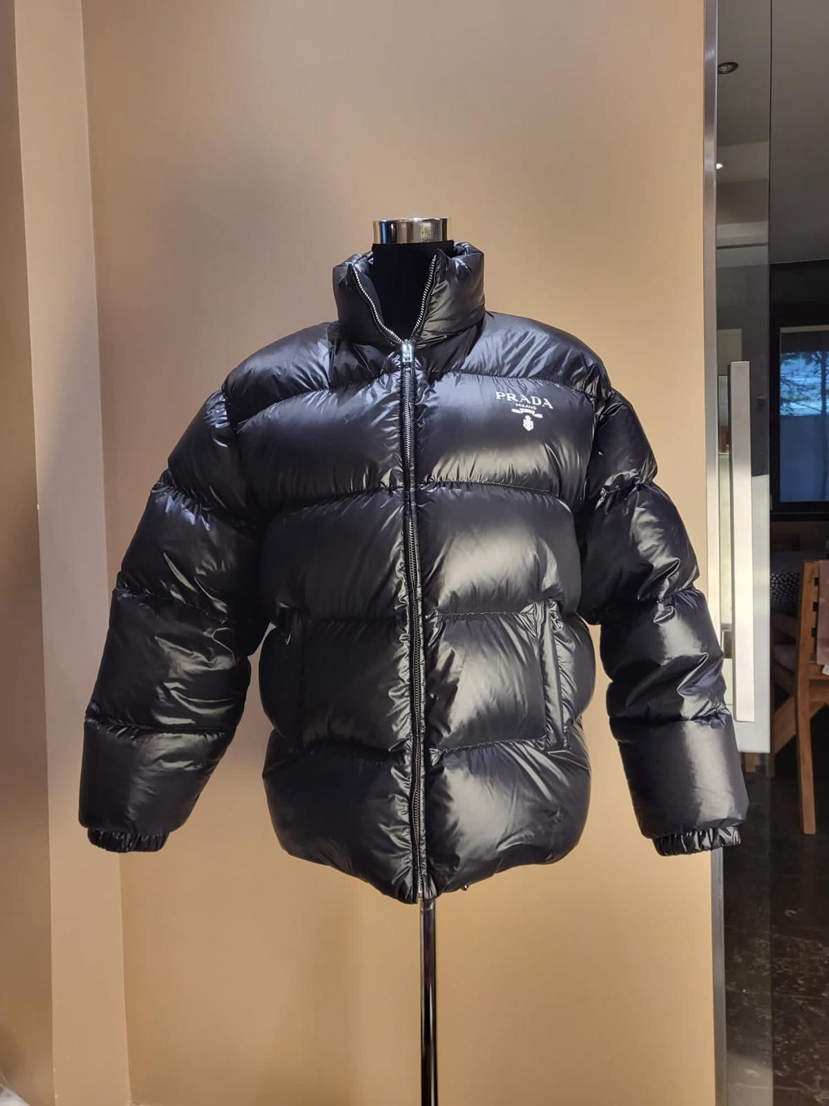 Preowned Prada Black Re-Nylon Puffer Coat Size S polyester