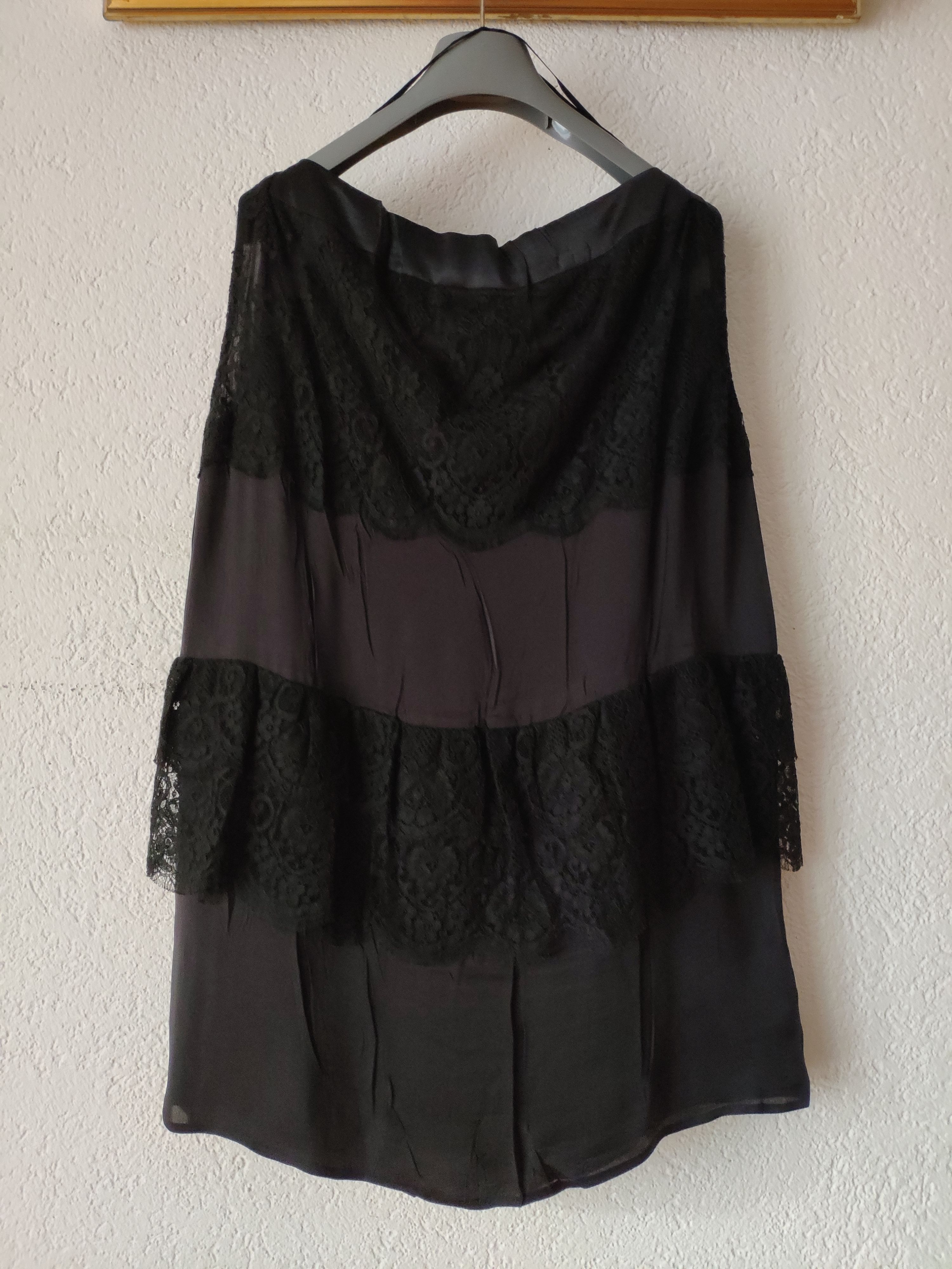 Prada Black satin  lace sleeveless top Size 40