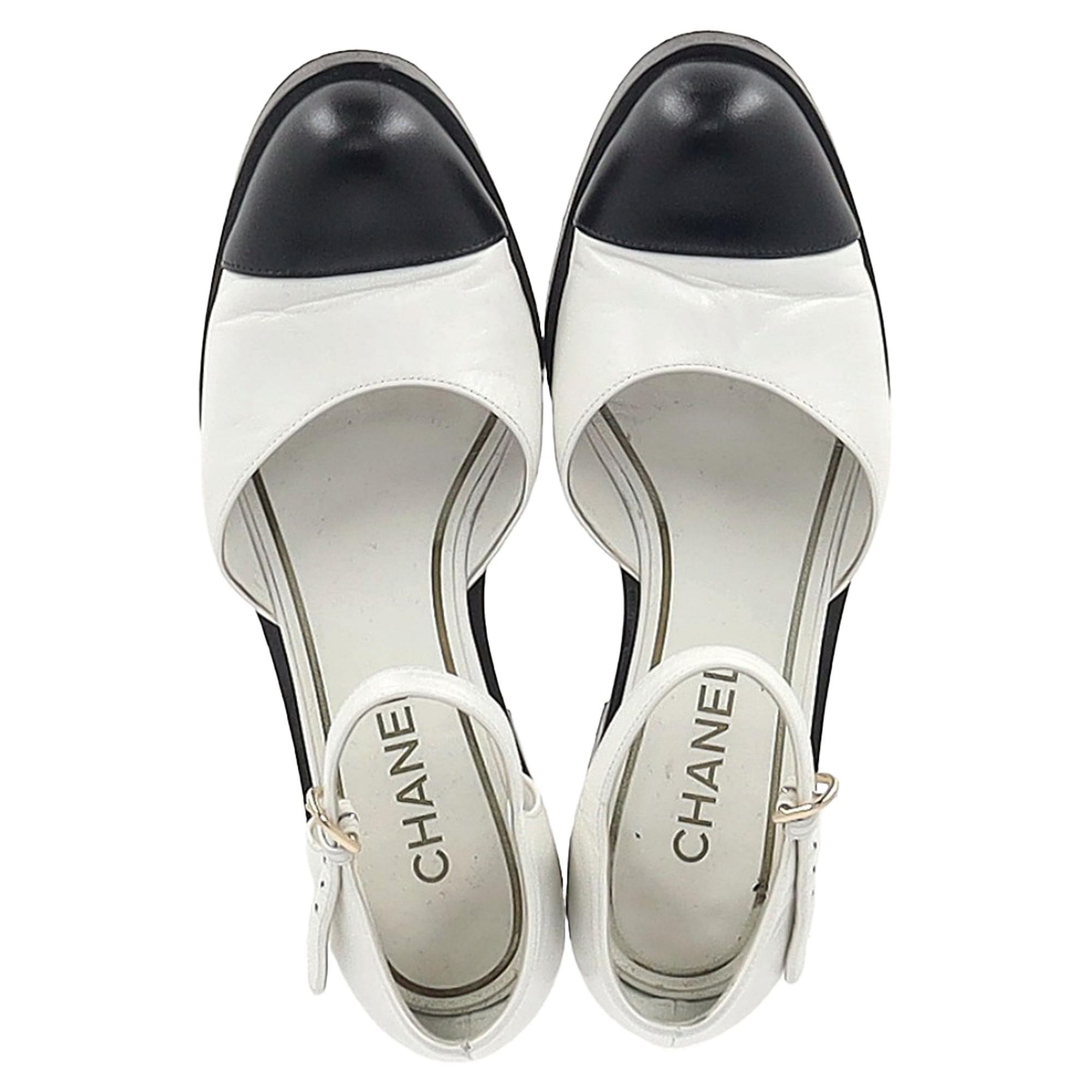 Preowned Chanel White Mary Jane Flats Size 38.5 leather