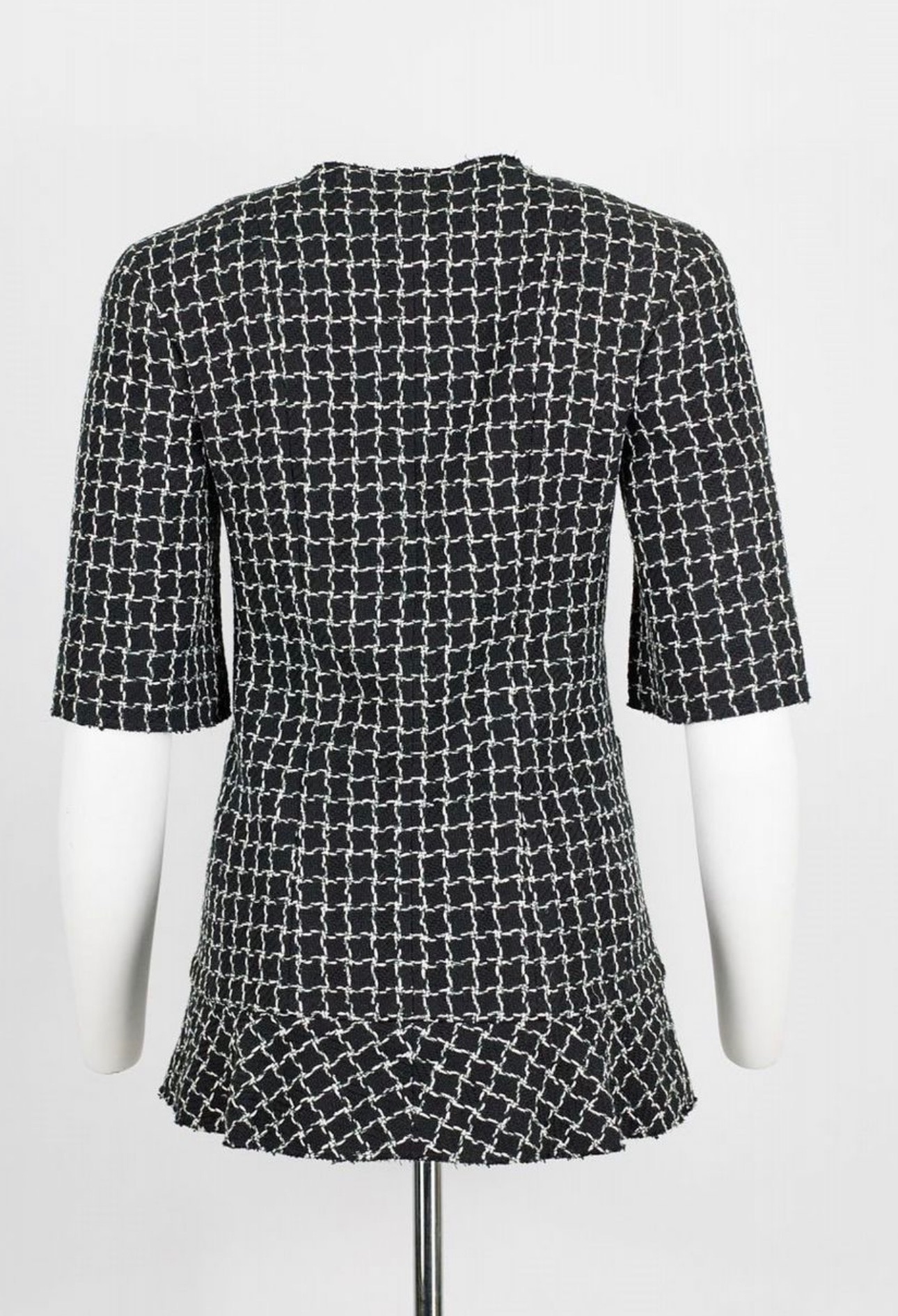 Preowned Chanel Black and White Tweed Jacket with Gripoix Buttons Size S