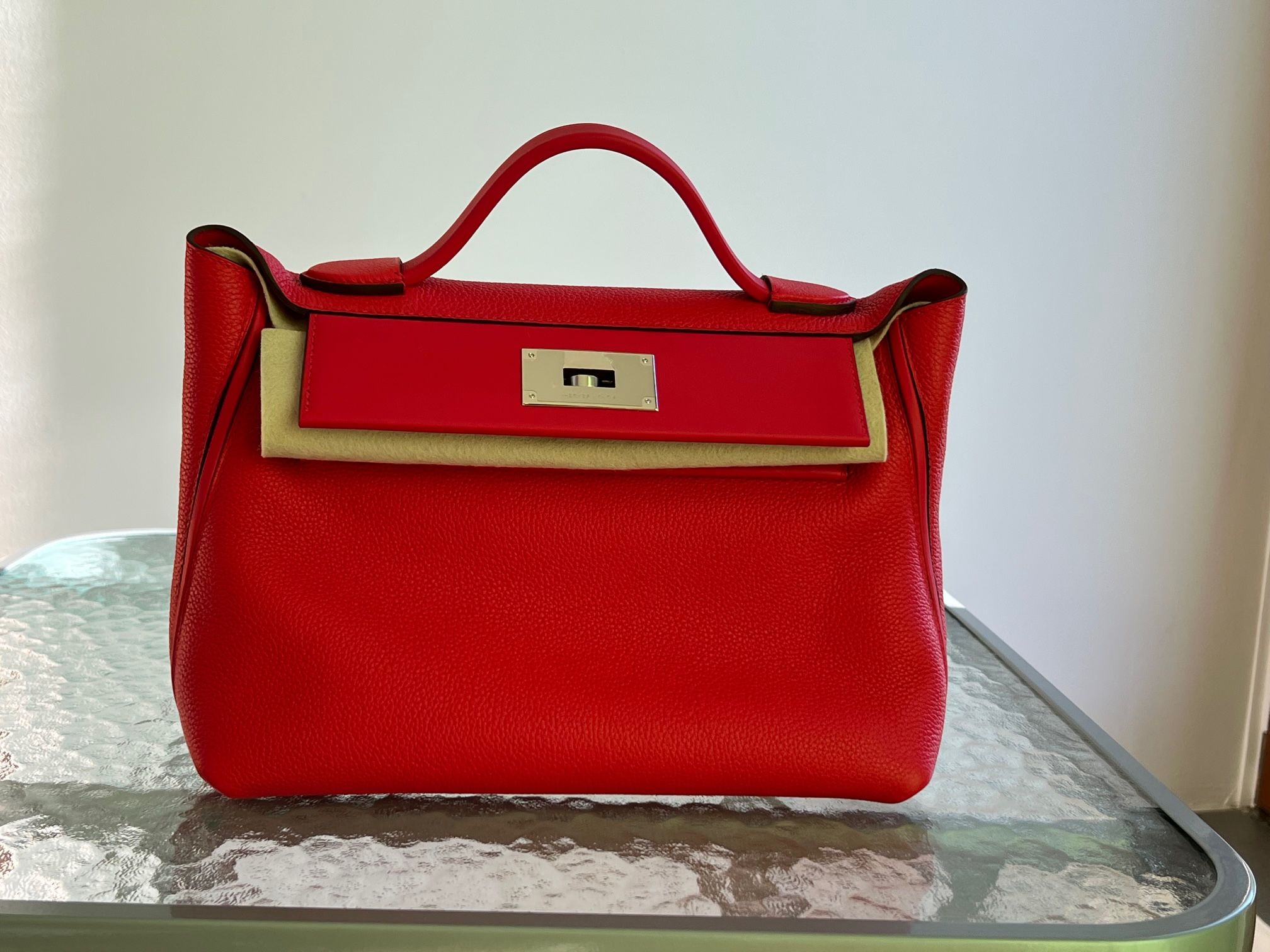 Hermes Rouge de Coeur 24/24 29 PHW red leather