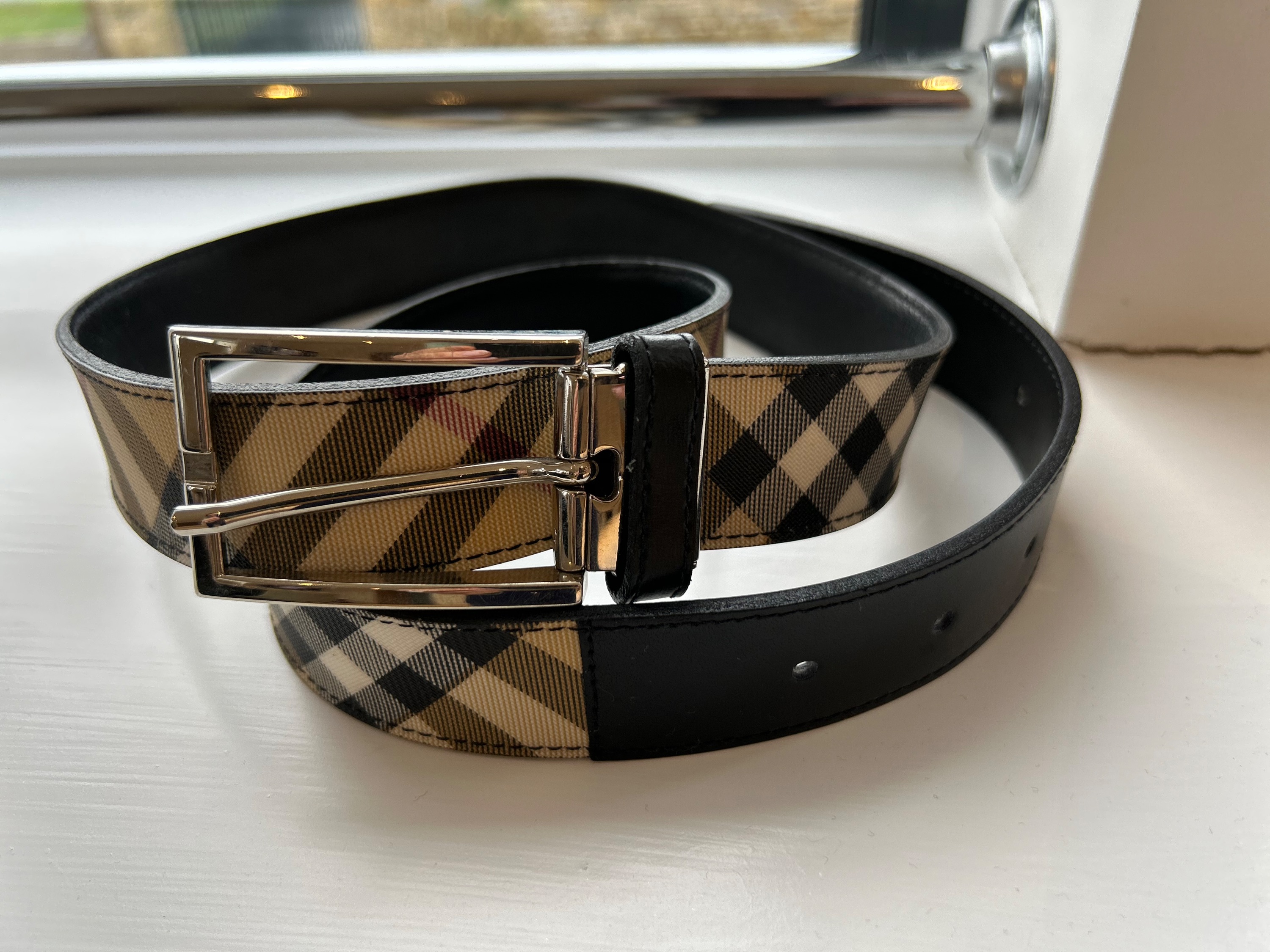 Preowned Burberry Check Canvas  leather Belt - Size 100 Burberry check- cream