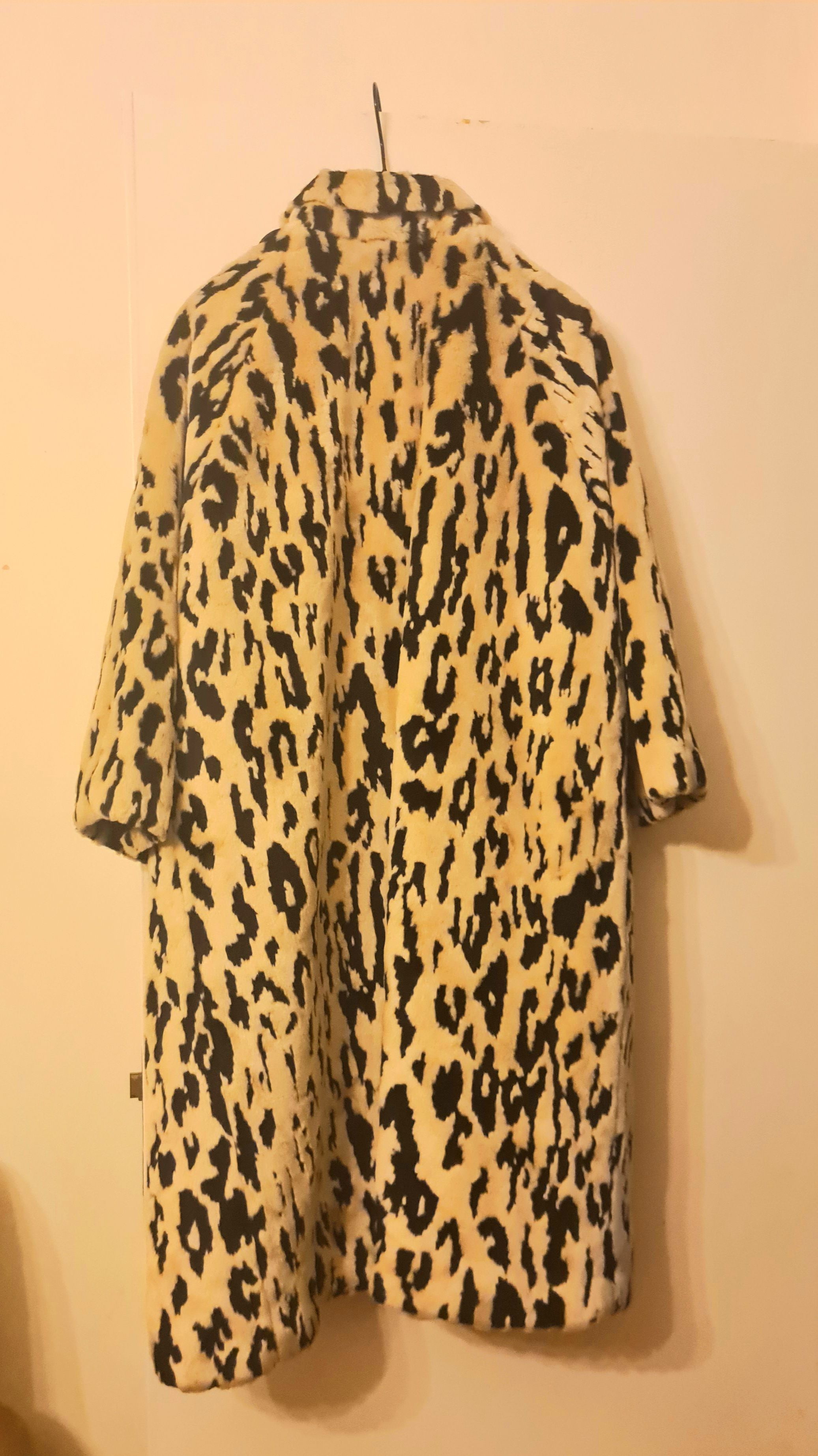 Balenciaga Leopard Faux Fur Opera Coat Size S Beige / Black