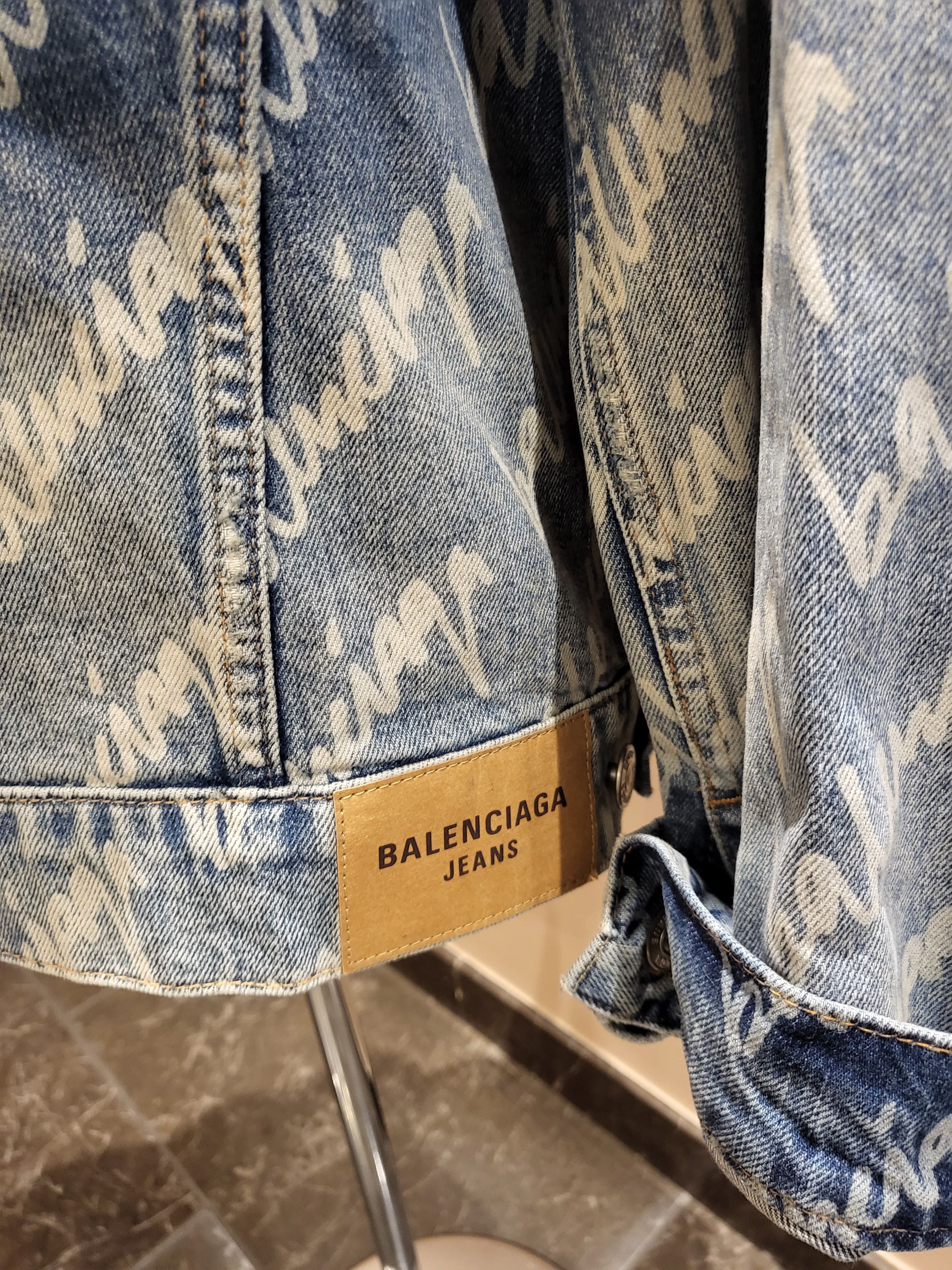 Preowned Balenciaga Logo Denim Jacket Size M Blue cotton