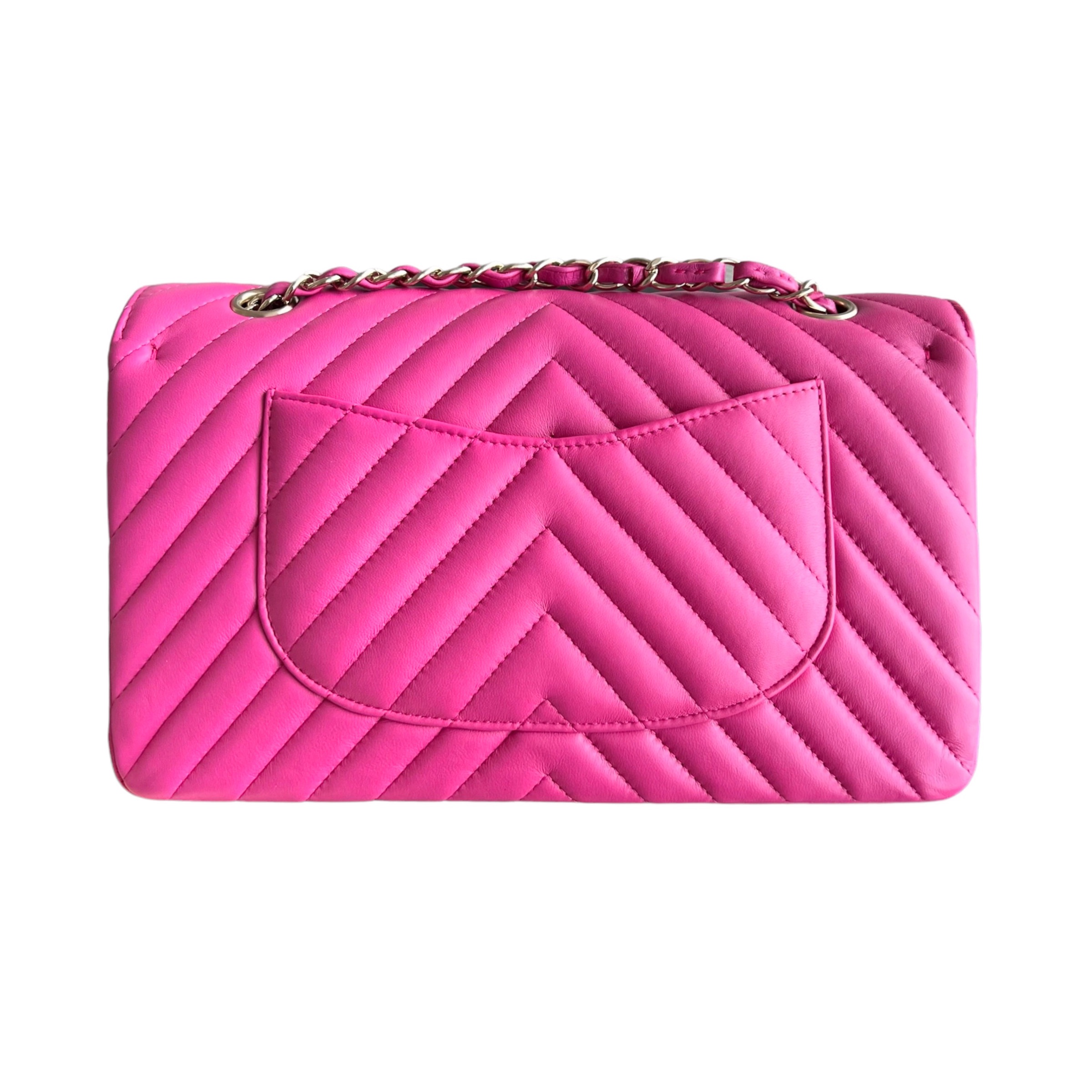 Preowned Chanel Pink Chevron Medium Double Flap Bag leather