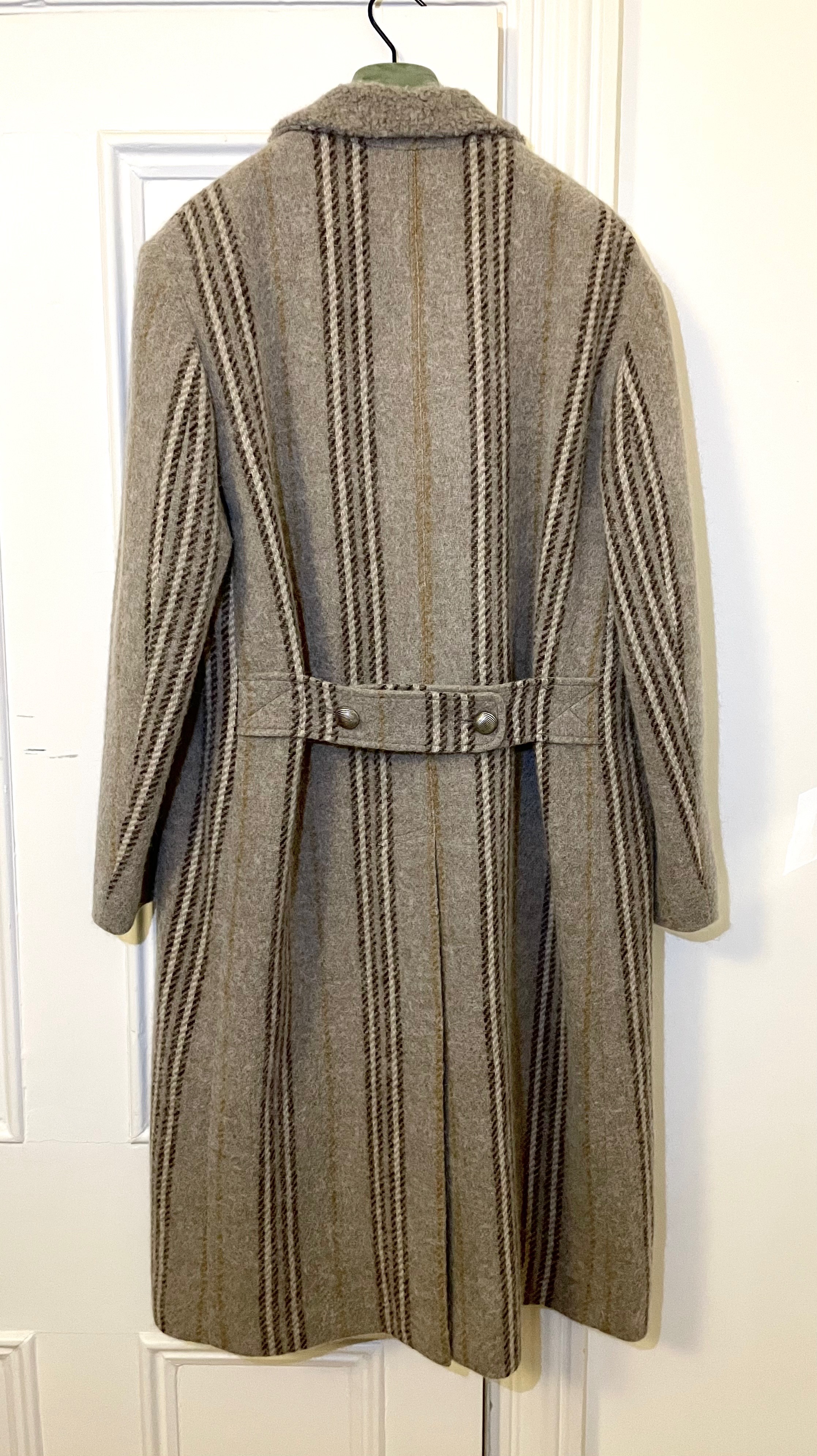 Men's Preowned Lardini Beige Striped Wool Long Coat Size S