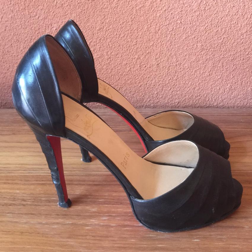 Preowned Christian Louboutin Nappa Leather Armadillo Peep-toe Pumps Heels Size 365 Black