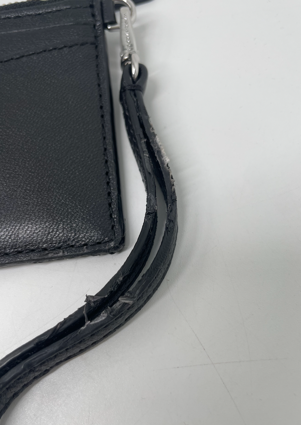 Preowned Marc Jacobs Black Leather Wristlet Wallet