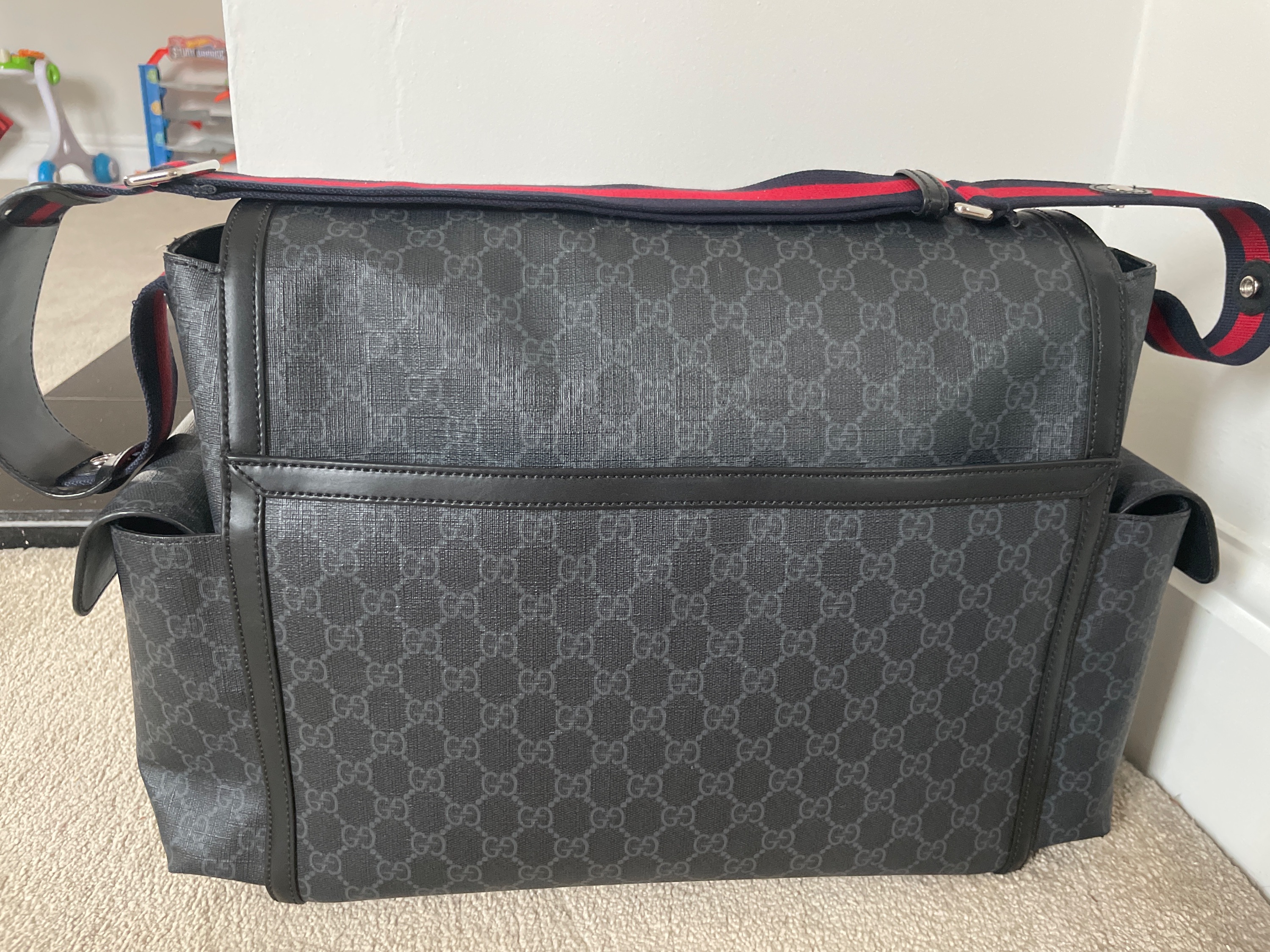 Preowned Gucci Black GG Monogram Canvas Changing Bag black/grey gg supreme canvas/nylon lining