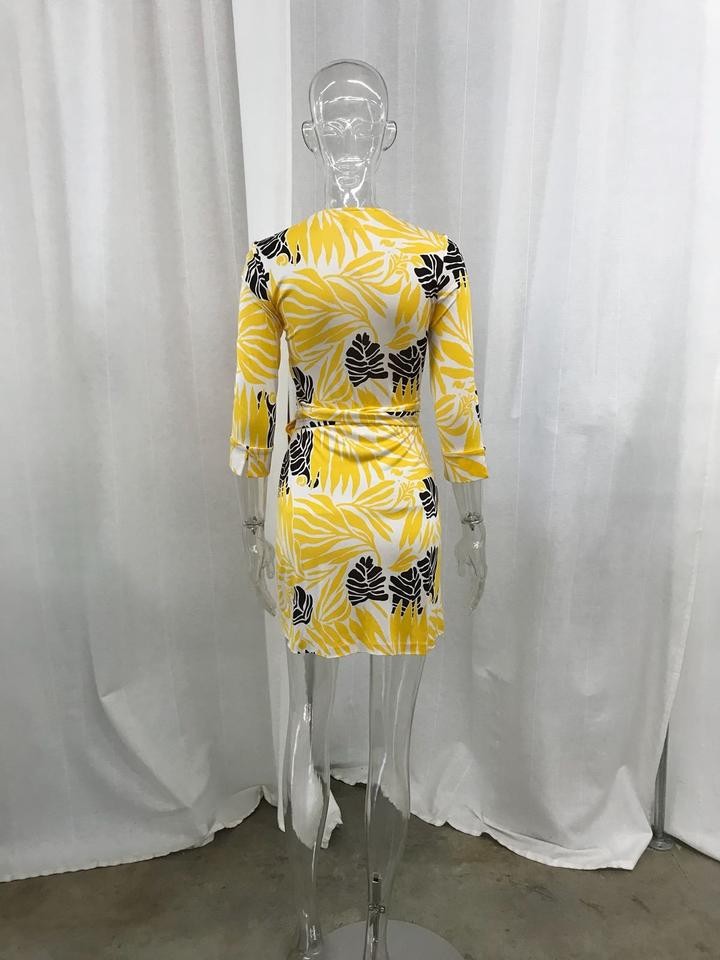 Preowned DVF Yellow Silk Floral Wrap Dress Size S