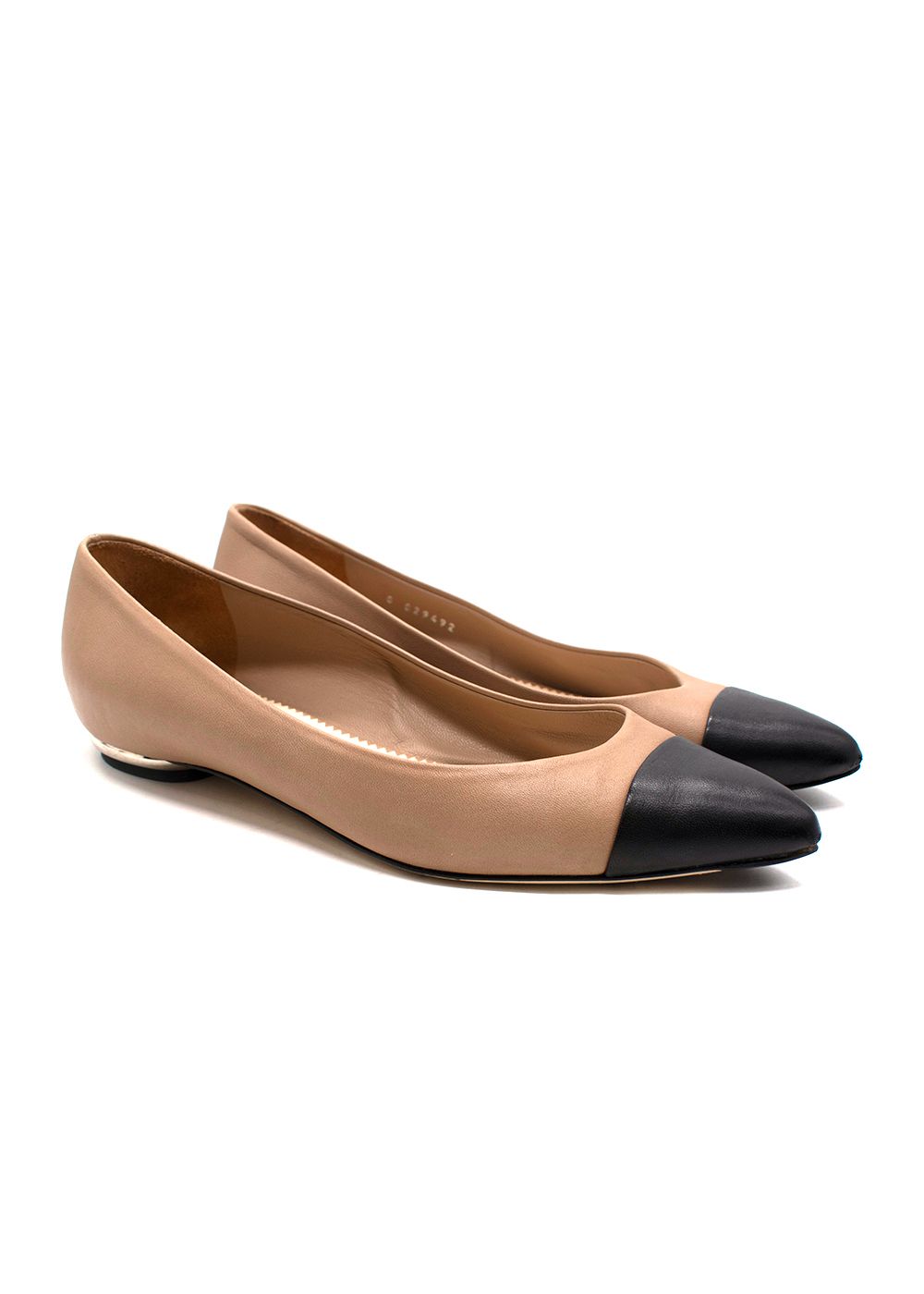 Preowned Chanel Lambskin Coco Line Pointed Toe Ballerina Flats Size 37.5 nude /  black lambskin leather