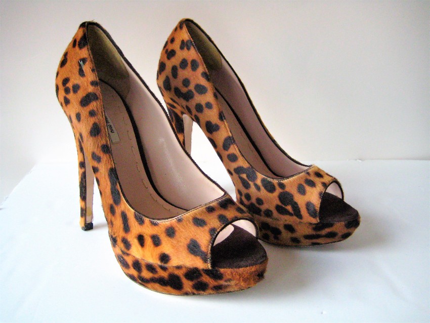 Preowned Miu Miu Leopard Print calfskin open toe pumps Size 38 Animal Print leather