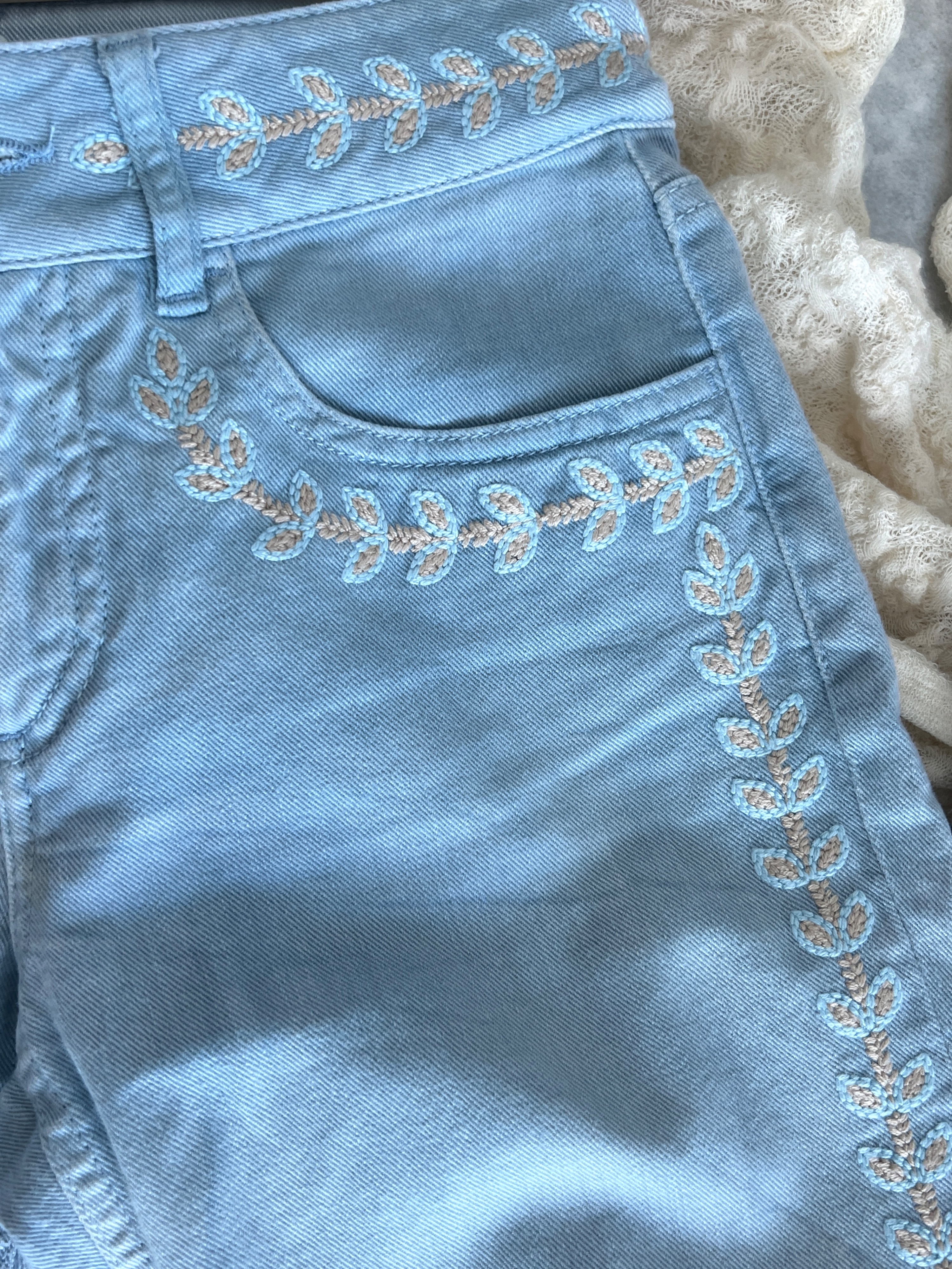 Chanel Blue Embroidered Jeans Size XS cotton