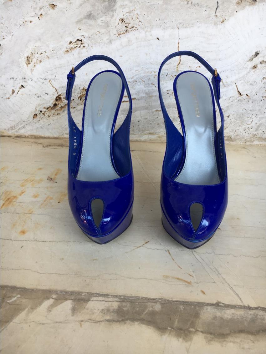 Preowned Sergio Rossi Blue Patent Peep-Toe Slingback Pumps Size 37 leather