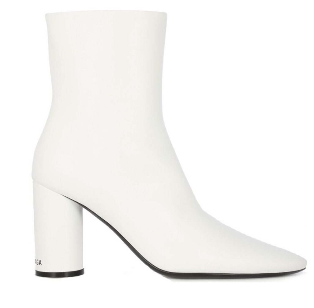 Preowned Balenciaga White Oval Boots Size 36 leather