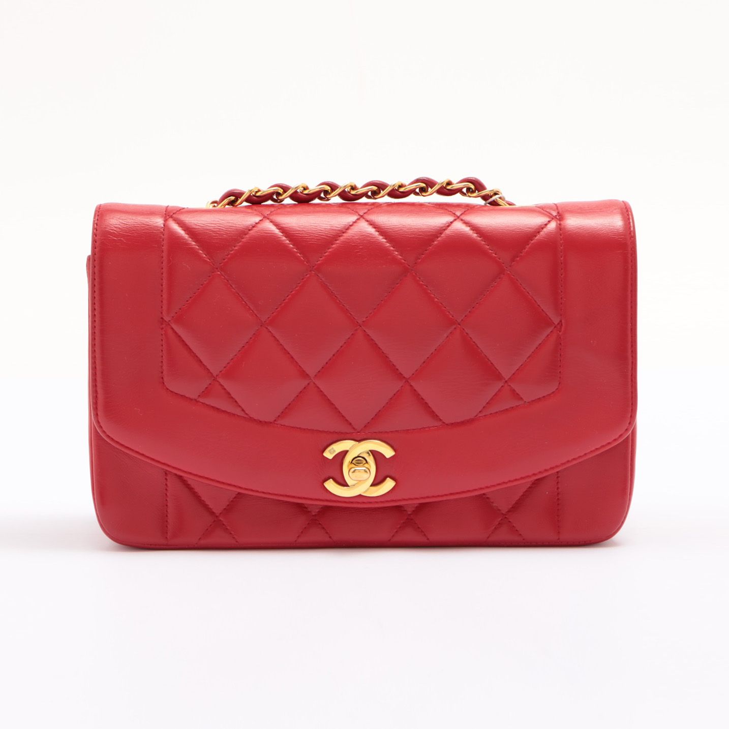 Preowned Chanel Red Lambskin Quilted Diana Flap Bag leather