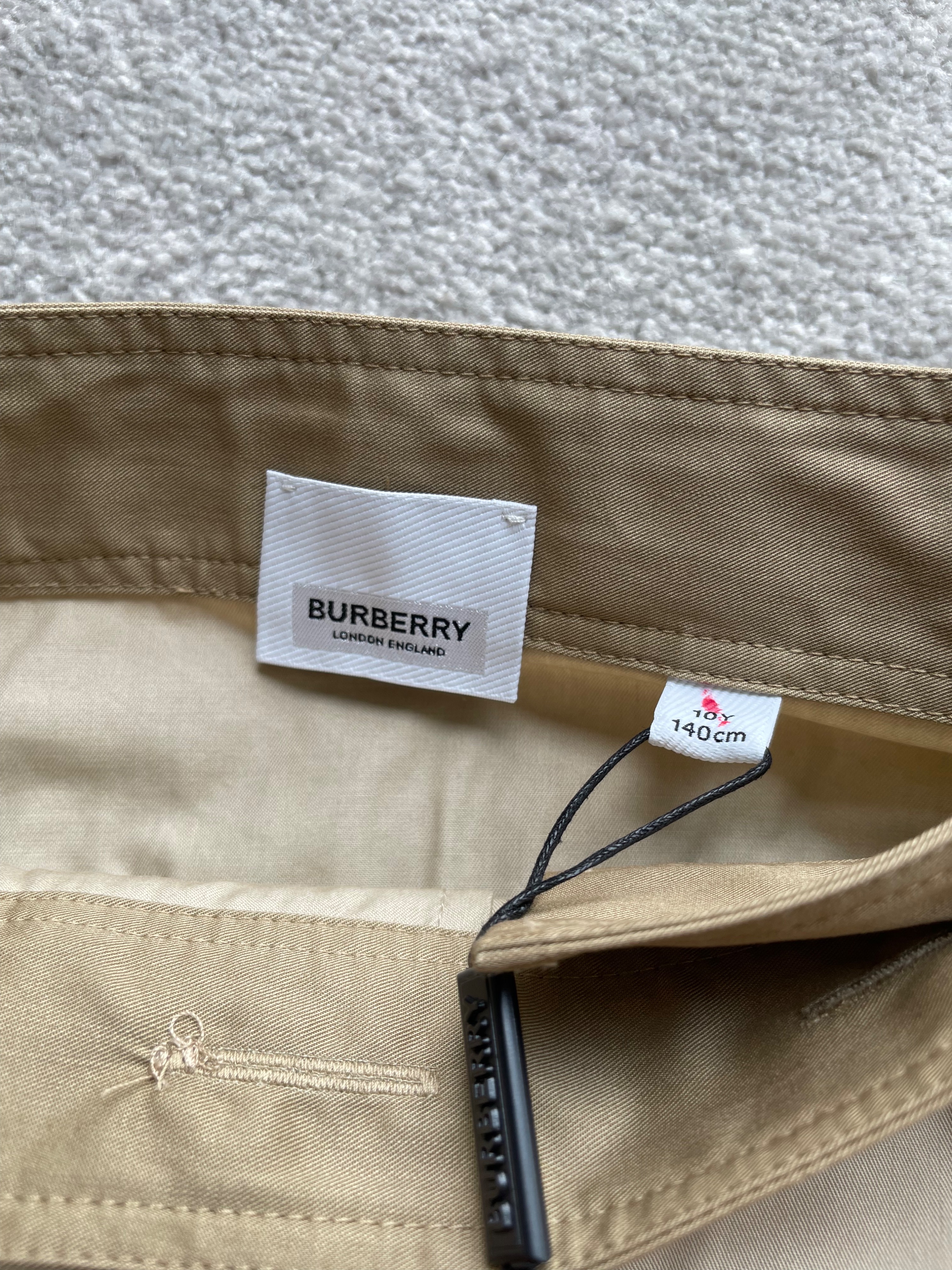 Boys Burberry Honey cotton gabardine trench skirt Size 10 Years +