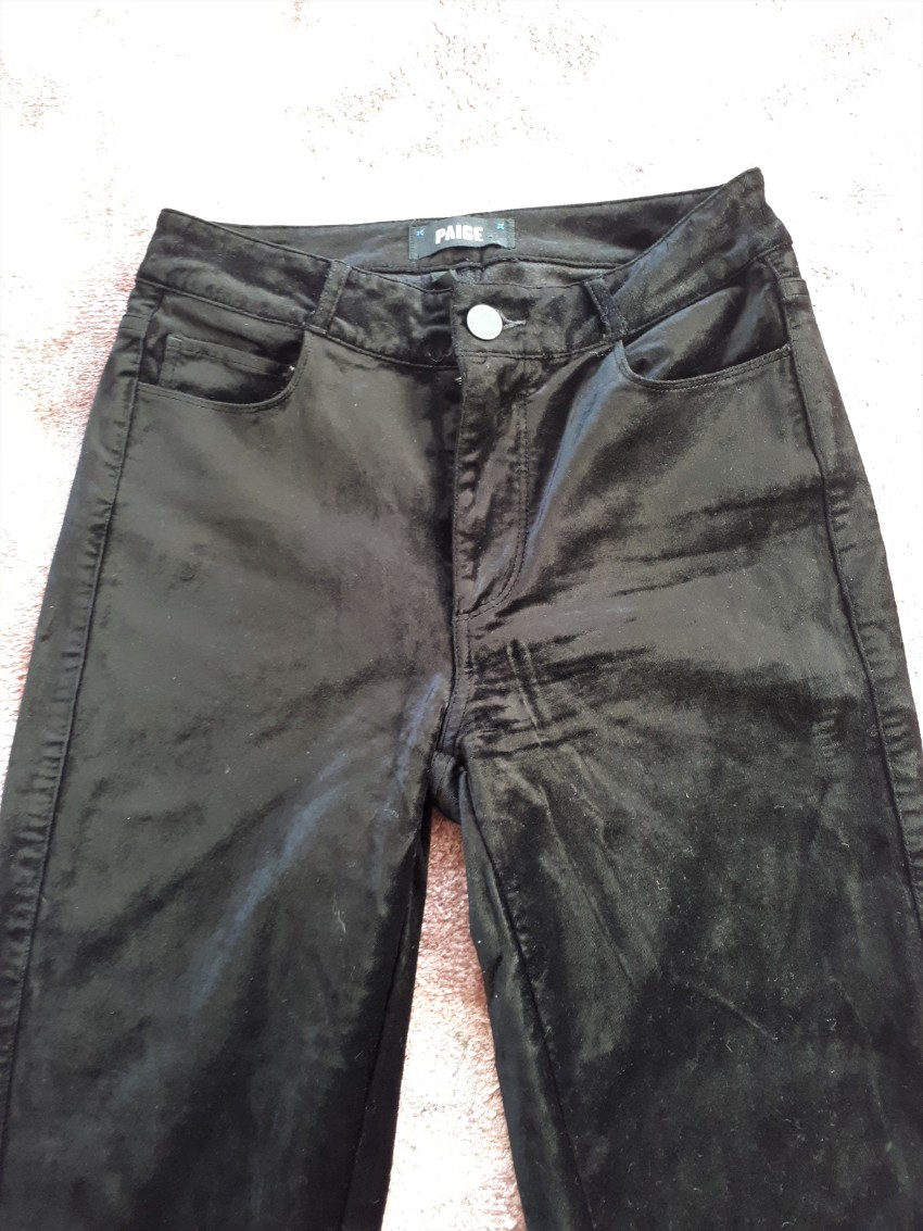 Preowned Paige Black Velvet Hoxton Ultra Skinny Pants Size XS